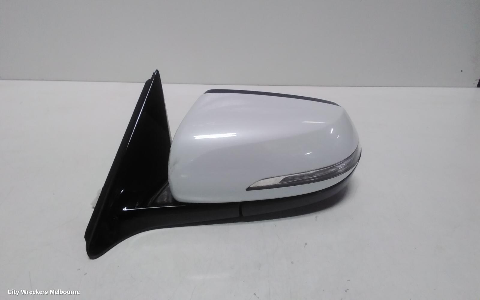 HYUNDAI GENESIS LEFT DOOR MIRROR, DH, STANDARD TYPE, 11/2014 - 01/2018