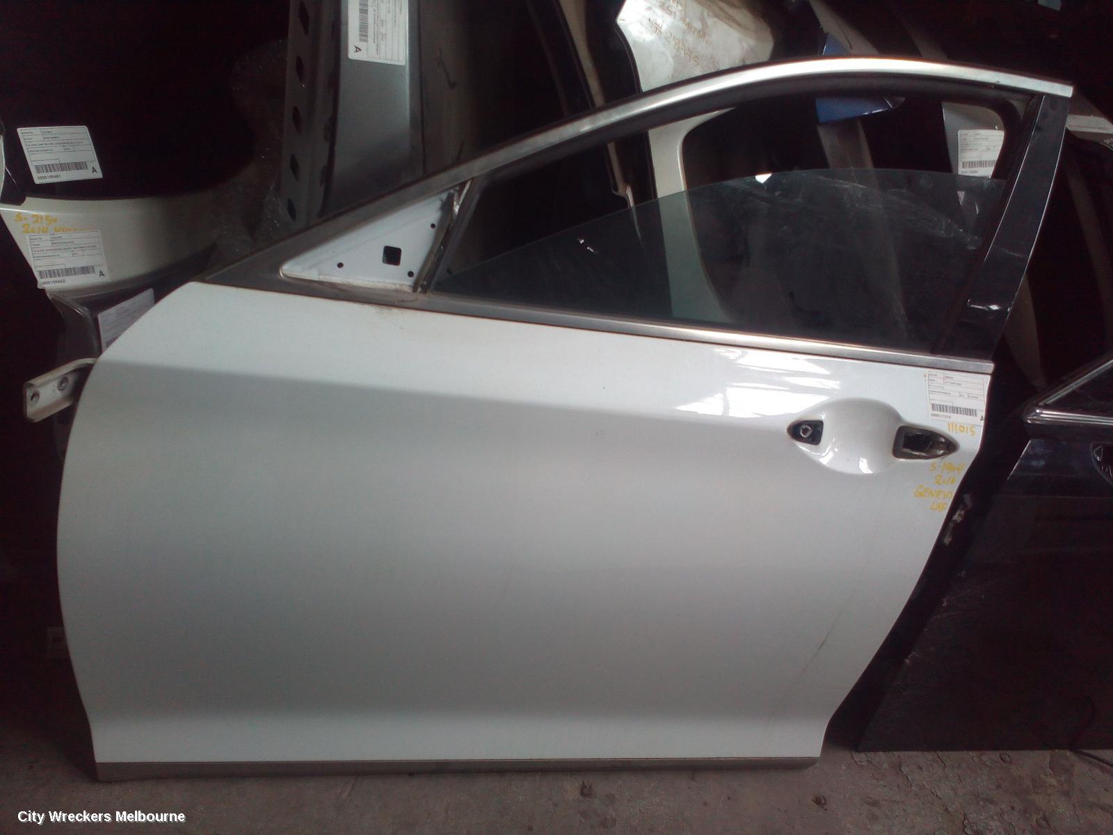 HYUNDAI GENESIS LEFT FRONT DOOR, DH, 11/2014 - 01/2018
