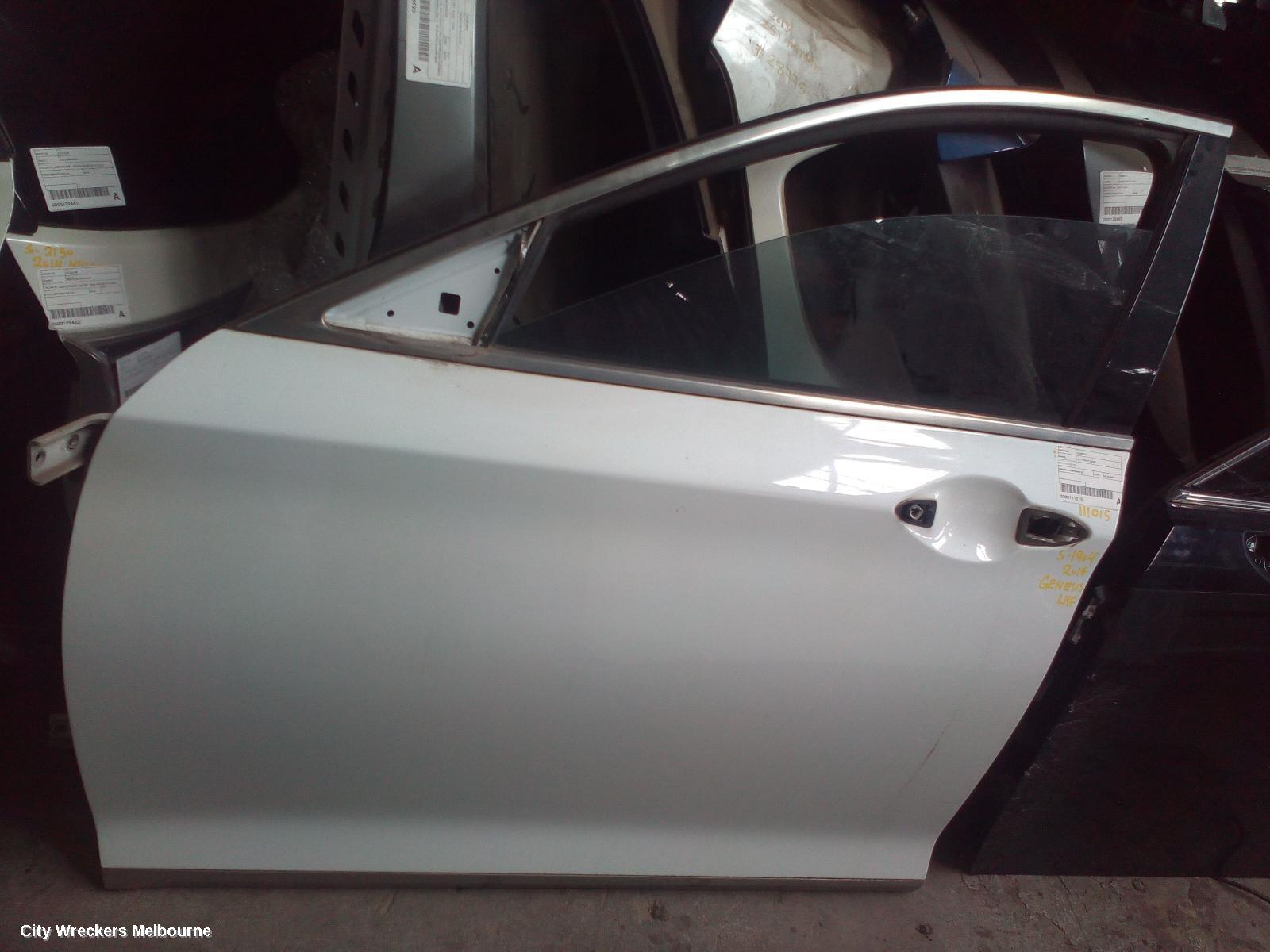 HYUNDAI GENESIS LEFT FRONT DOOR, DH, 11/2014 - 01/2018