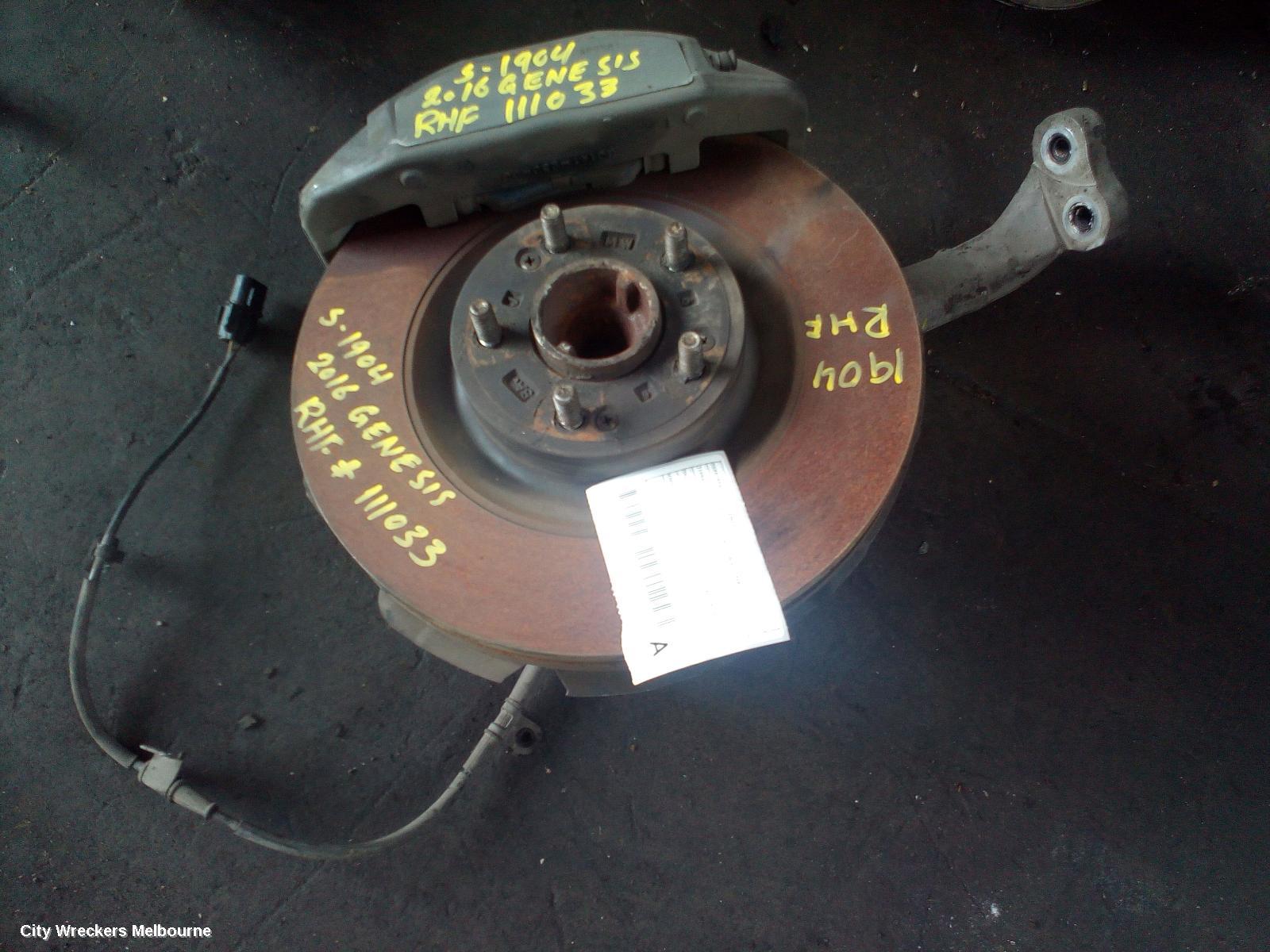 HYUNDAI GENESIS RIGHT FRONT HUB ASSEMBLY, DH, 11/2014 - 01/2018