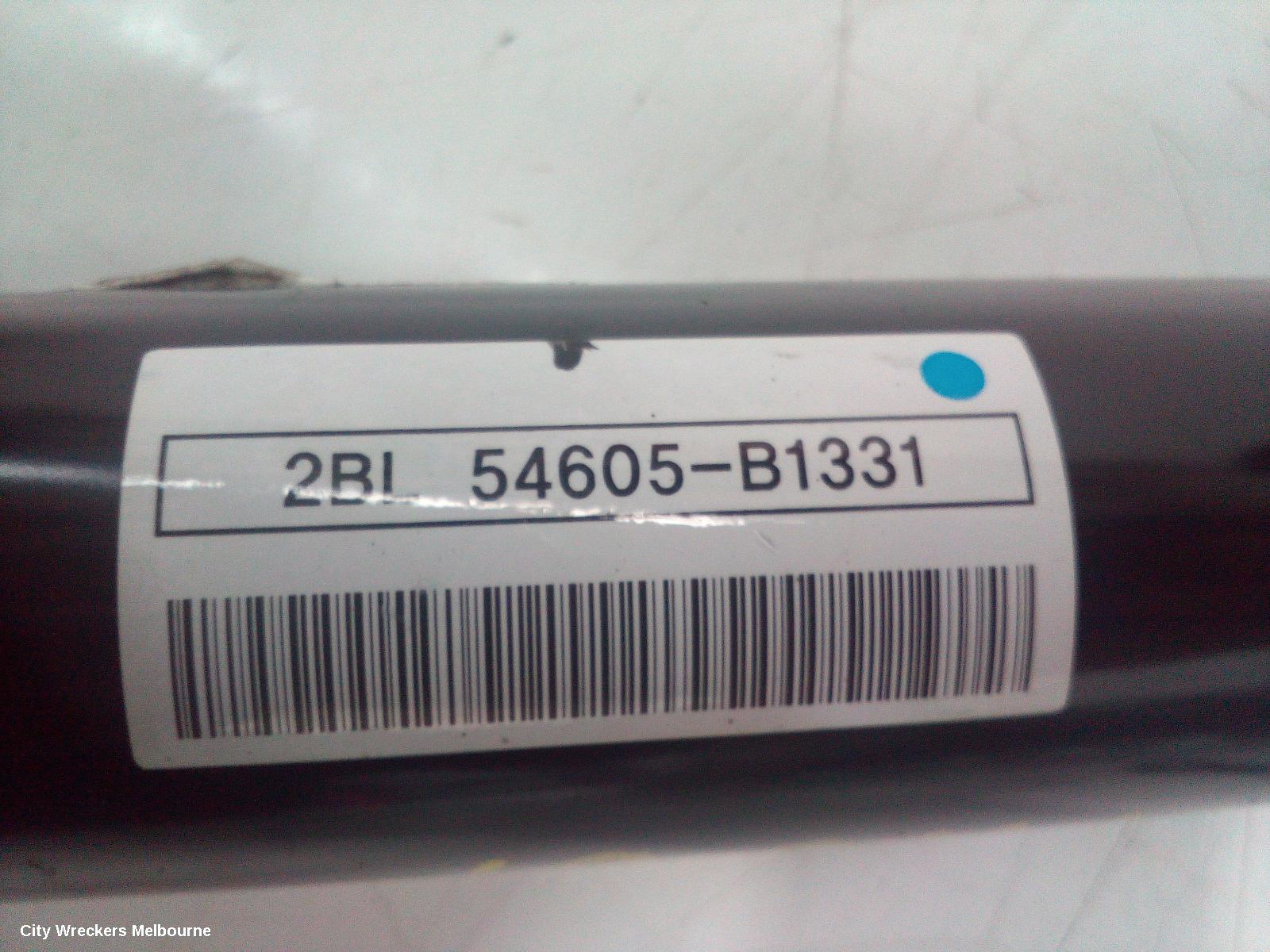 HYUNDAI GENESIS LEFT FRONT STRUT, DH, 11/2014 - 01/2018