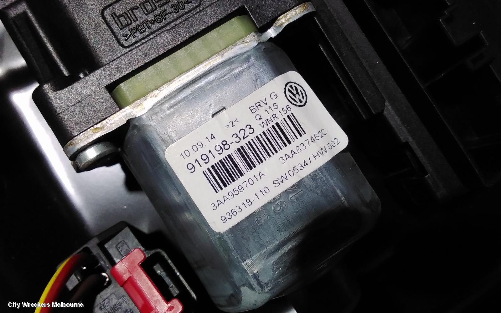 VOLKSWAGEN PASSAT RIGHT FRONT WINDOW REG/MOTOR, 3C/MK6 B7, SEDAN/WAGON, 09/2010 - 05/2015