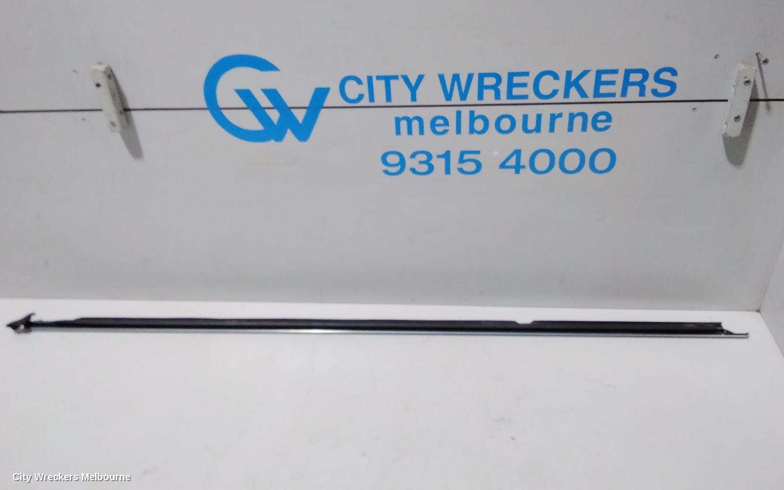 VOLKSWAGEN PASSAT DOOR MOULD, RHR CHROME BELT MOULD UNDER THE WINDOW: 84266, B8/MK7, 06/2015 - 05/2023