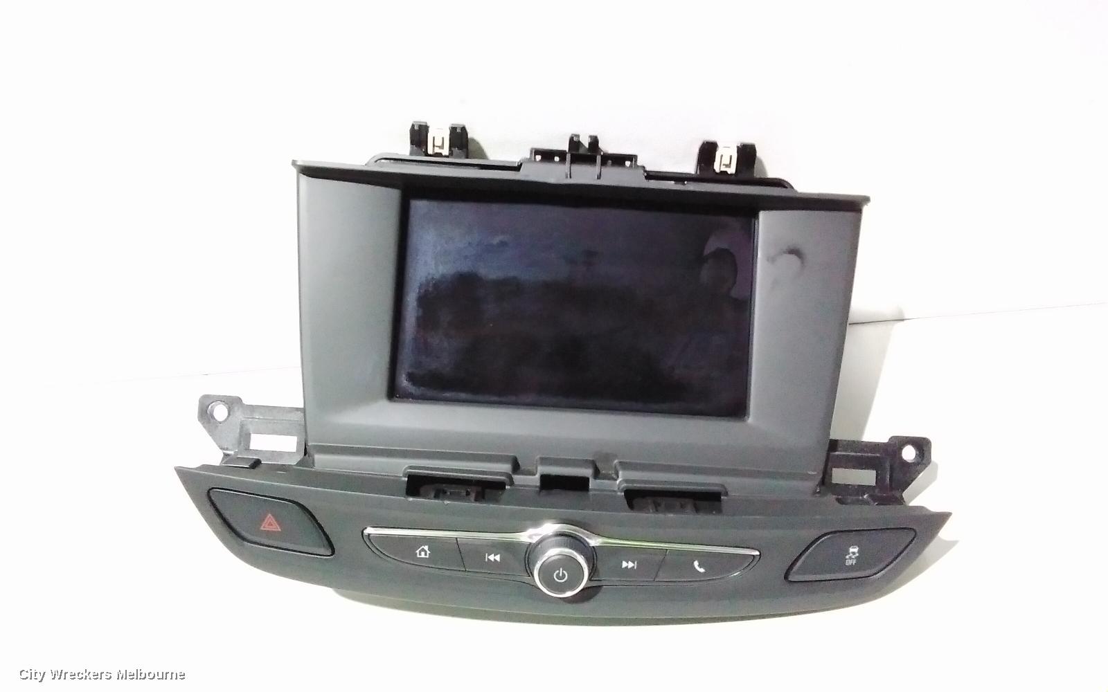 HOLDEN COMMODORE RADIO/CD/DVD/SAT/TV, DISPLAY SCREEN, 7IN NON SAT NAV TYPE, ZB, 10/2017 - 12/2020