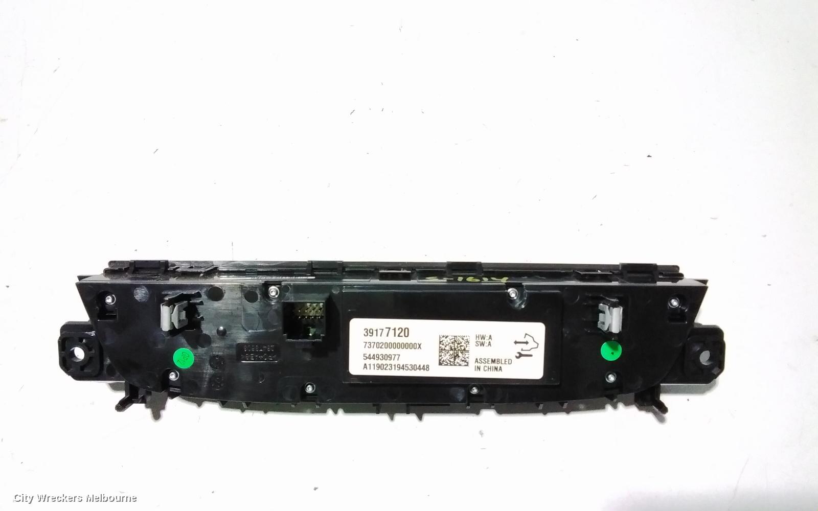 HOLDEN COMMODORE HEATER/AC CONTROLS, DUAL CLIMATE CONTROL, NON HEATED SEAT TYPE, ZB, 10/2017 - 12/2020