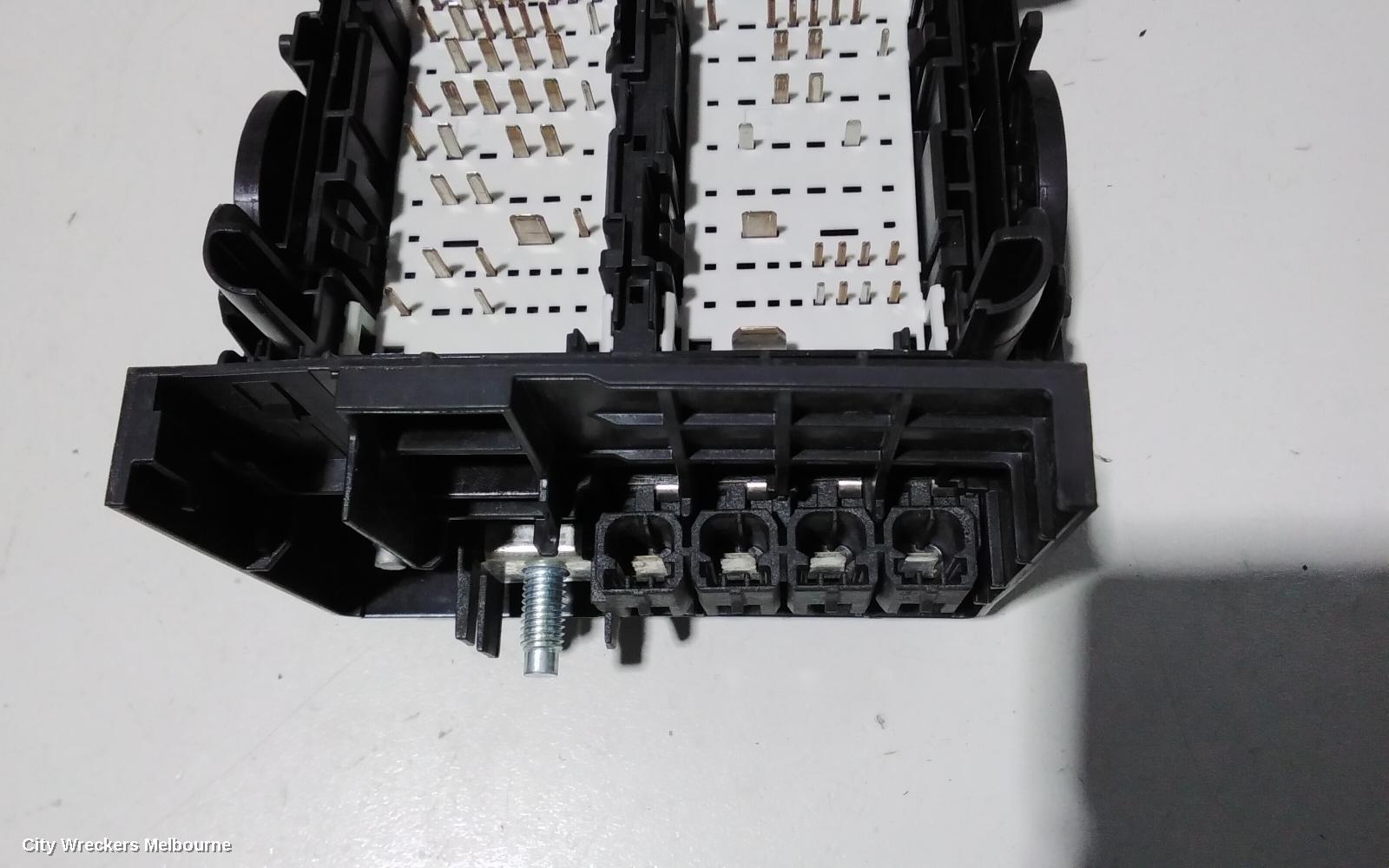 HOLDEN COMMODORE FUSE BOX, ENGINE BAY, ZB, PETROL, 10/2017 - 12/2020