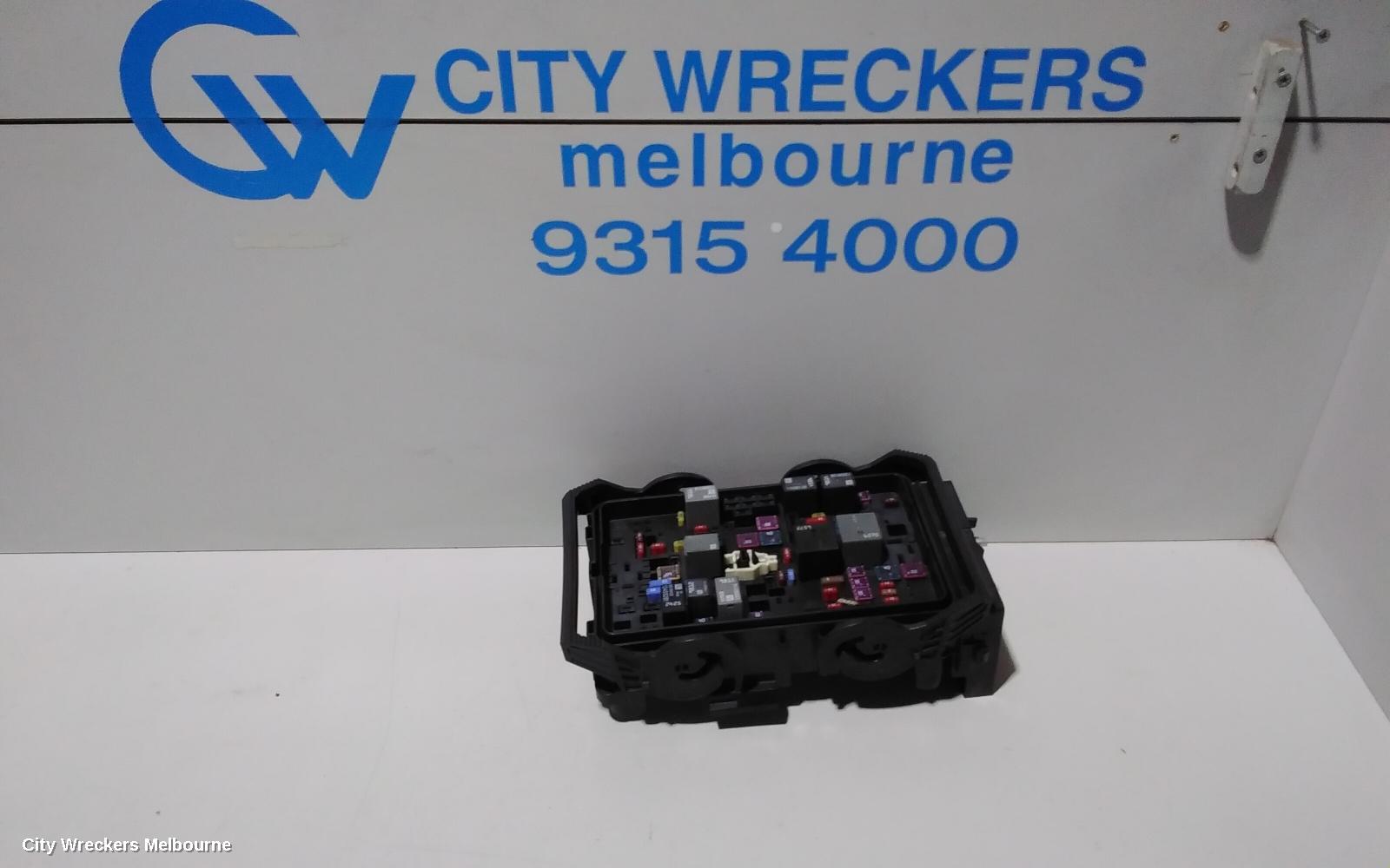 HOLDEN COMMODORE FUSE BOX, ENGINE BAY, ZB, PETROL, 10/2017 - 12/2020