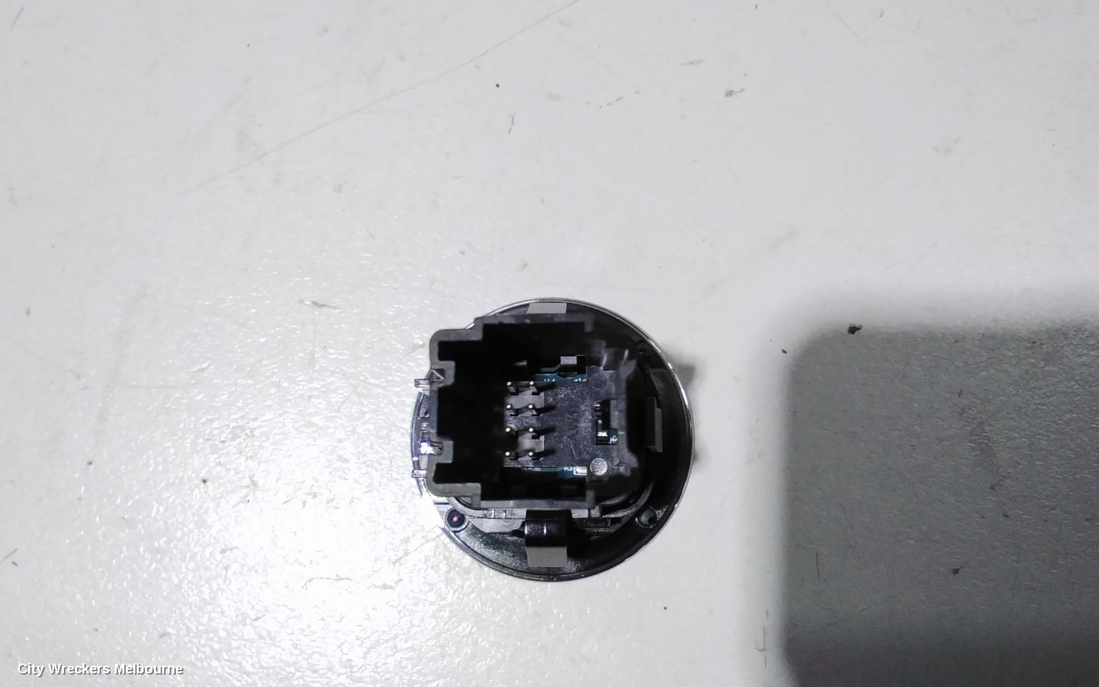 HOLDEN COMMODORE, ZB, 10/2017 - 12/2020, PUSH START STOP BUTTON: 84334