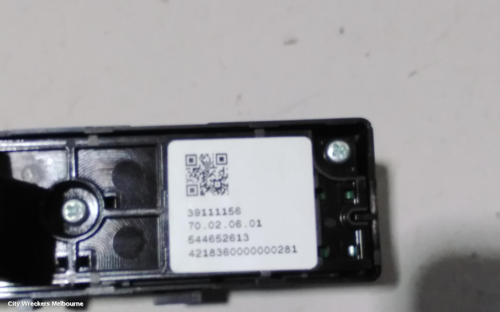 HOLDEN COMMODORE, ZB, 10/2017 - 12/2020, PART NO  544652613  SWITCH  REFER TO PHOTOS: 84335