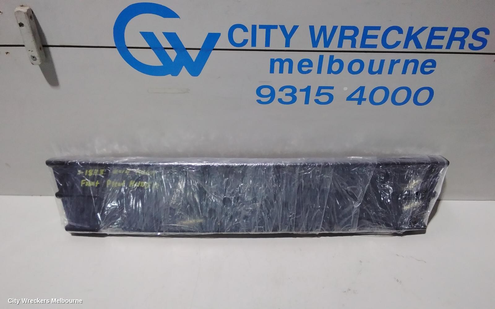 FORD KUGA, TF, 11/2012 - 09/2016, NUMBER PLATE HOLDER: 84372