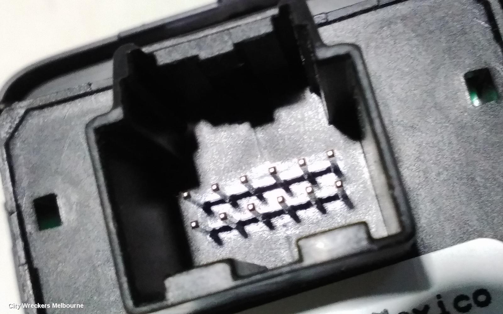 HOLDEN COLORADO, RG, 06/2012 - 12/2020, 4WD SWITCH: 84449