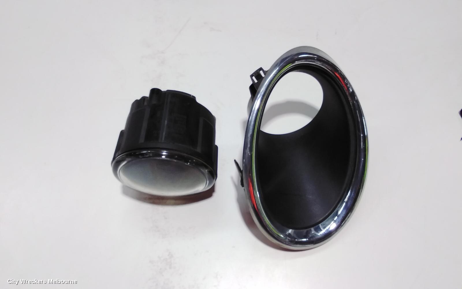 NISSAN QASHQAI RIGHT INDICATOR/FOG/SIDE, BUMPER FOGLAMP, J11, 06/2014 - 06/2017