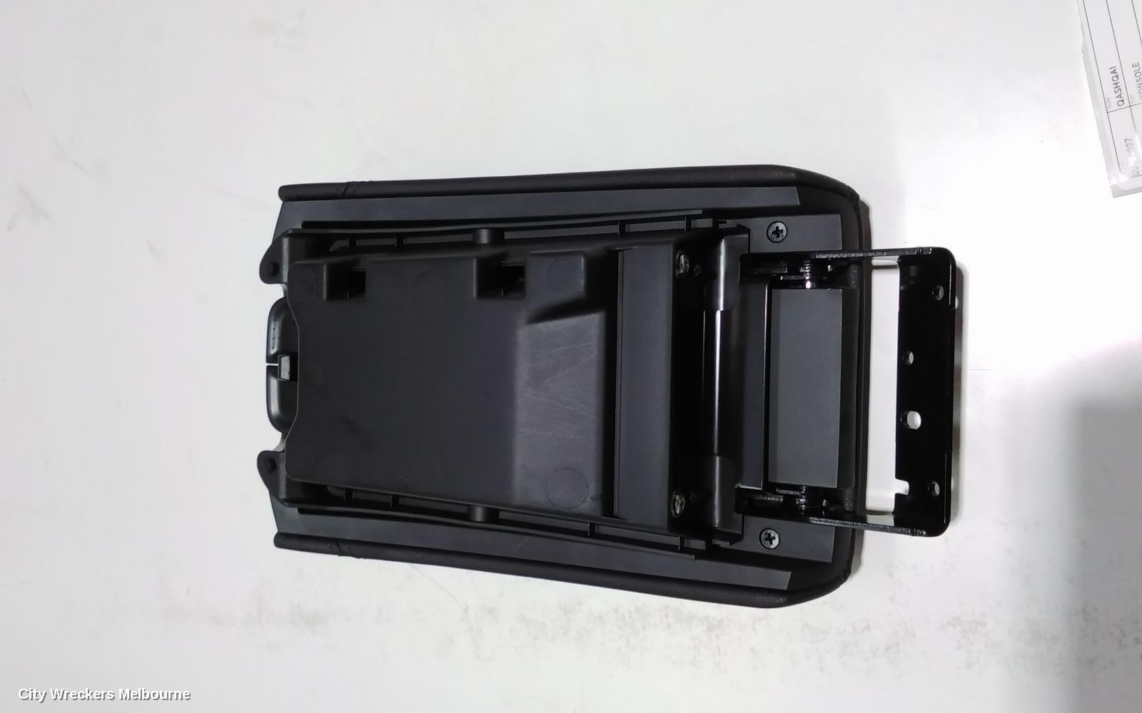 NISSAN QASHQAI CONSOLE, J11, 06/2014 - 07/2021