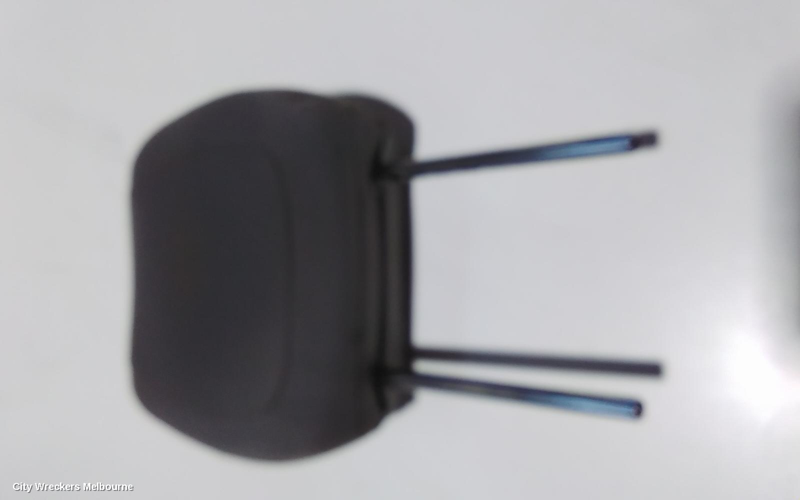HOLDEN COLORADO HEADREST, RH FRONT, RG 7, 12/2012 - 06/2016
