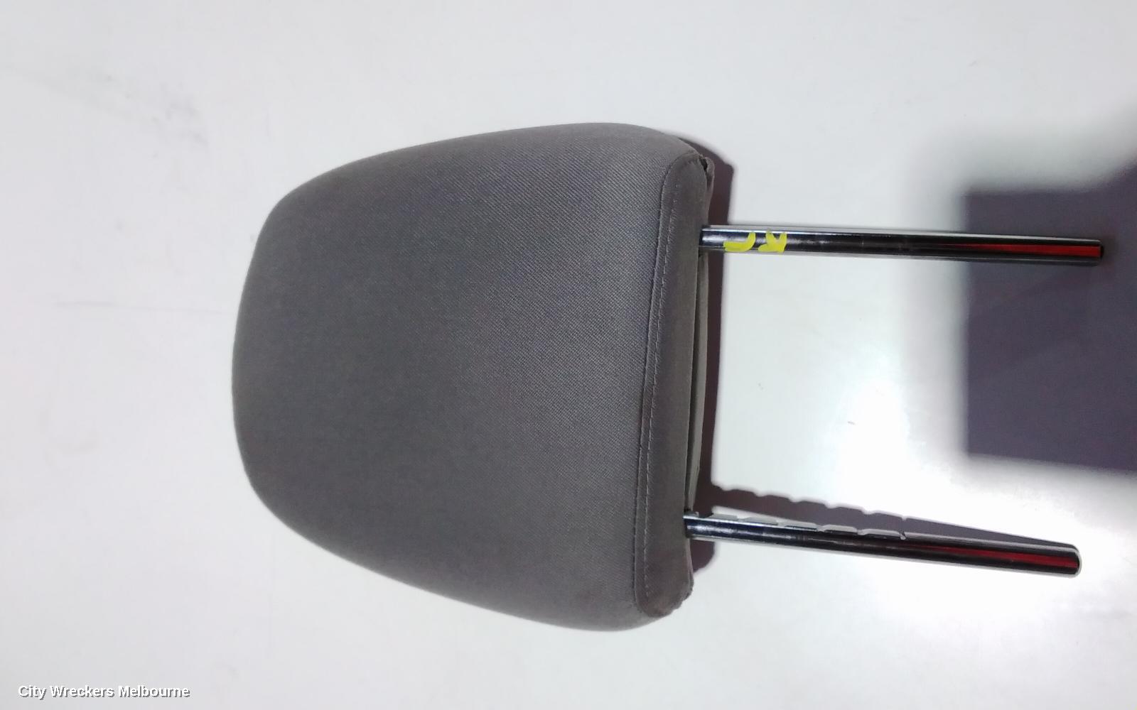 HOLDEN COLORADO HEADREST, RH FRONT, RG 7, 12/2012 - 06/2016