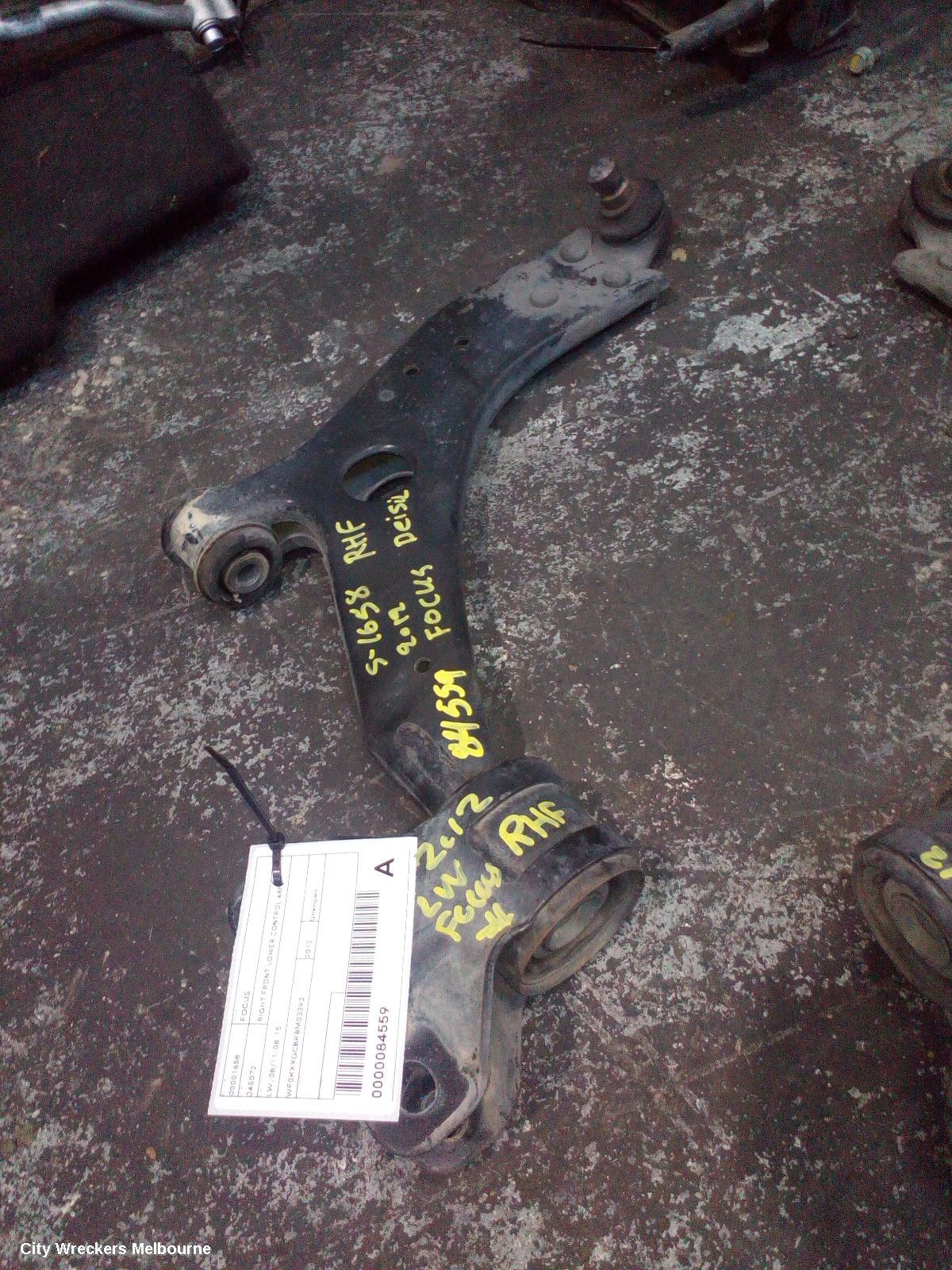 FORD FOCUS RIGHT FRONT LOWER CONTROL ARM, LW, 08/2011 - 08/2015