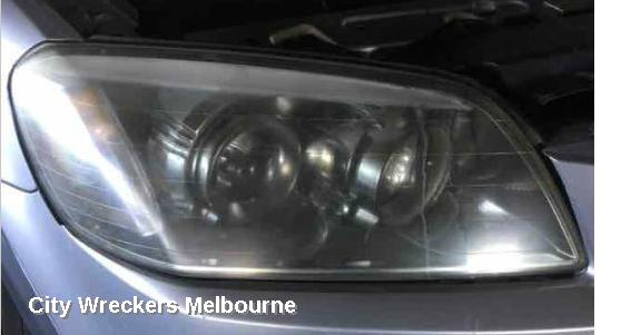 HOLDEN CAPTIVA RIGHT HEADLAMP, CG, CX/LX/SX/CAPTIVA 7 (4TH VIN = C), CHROME INNER TYPE, 09/2006 - 02/2011