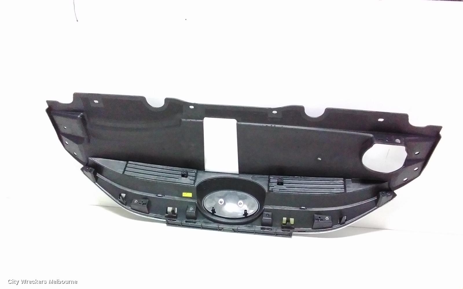 HYUNDAI IX35 GRILLE, RADIATOR GRILLE, LM SERIES, ACTIVE, 11/2009 - 01/2016