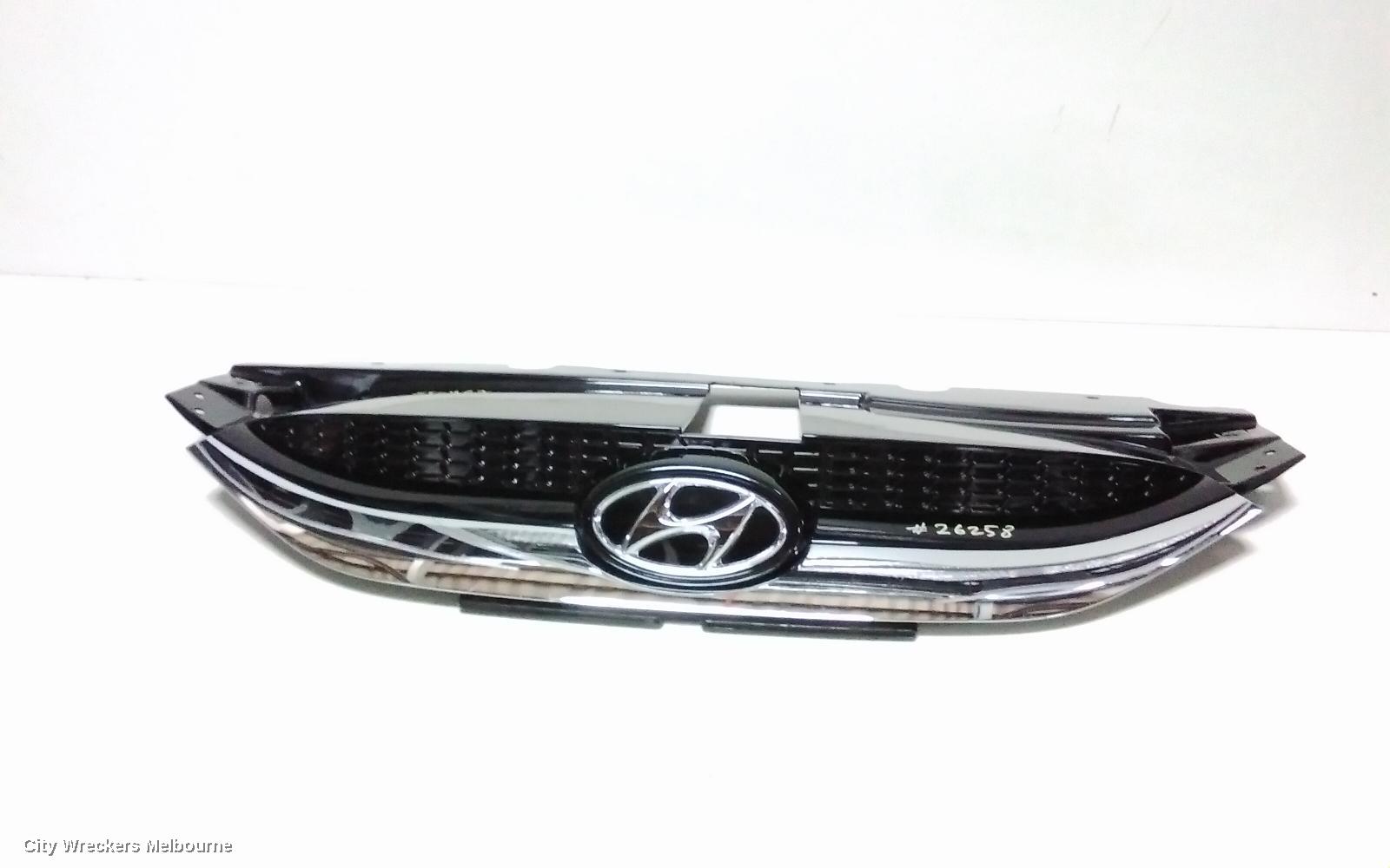 HYUNDAI IX35 GRILLE, RADIATOR GRILLE, LM SERIES, ACTIVE, 11/2009 - 01/2016