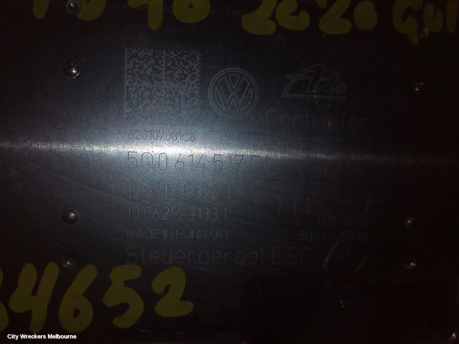 VOLKSWAGEN GOLF ABS PUMP/MODULATOR, GEN 7, ON MOTOR P/N, 5Q0614517CL, 03/2013 - 08/2020