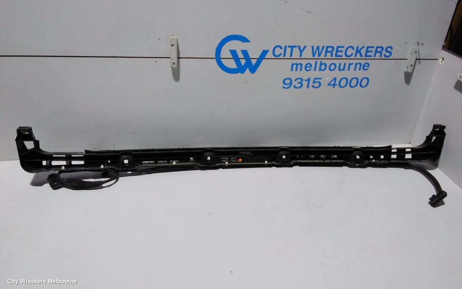 VOLKSWAGEN GOLF R/BAR BRACKET/REINFO, UPPER REINFORCEMENT, GEN 7, HATCH, 03/2013 ONWARDS