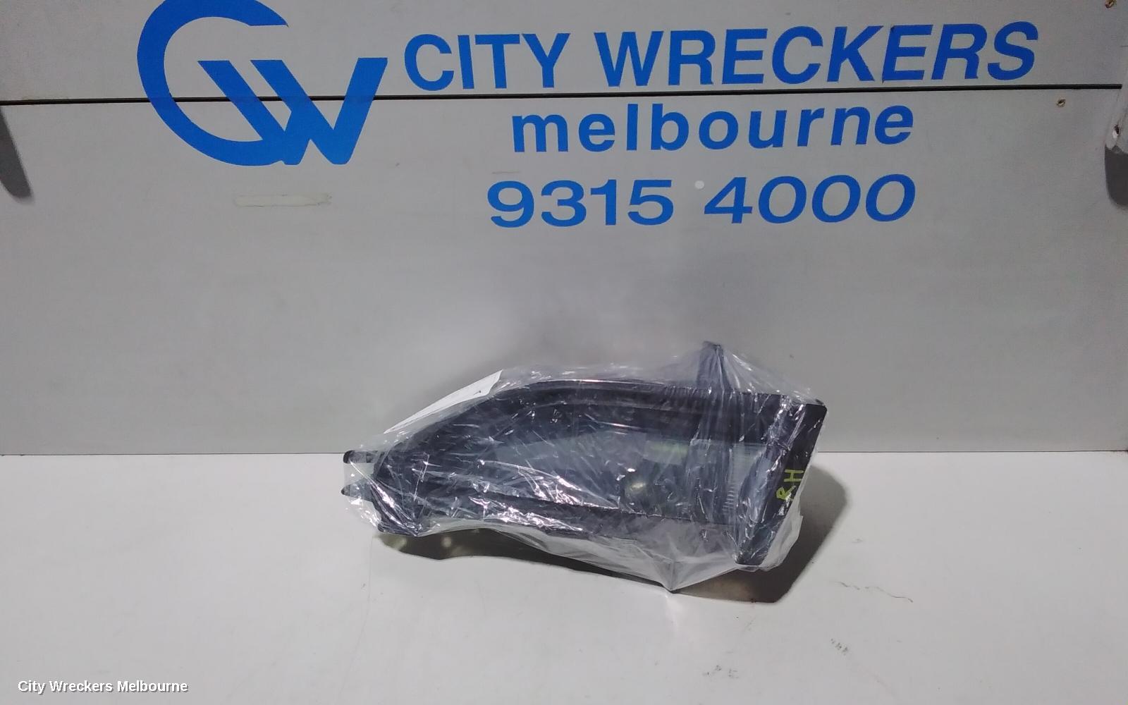 VOLKSWAGEN GOLF RIGHT INDICATOR/FOG/SIDE, BUMPER FOGLAMP, GEN 7, HALOGEN TYPE, 03/2017 - 08/2020