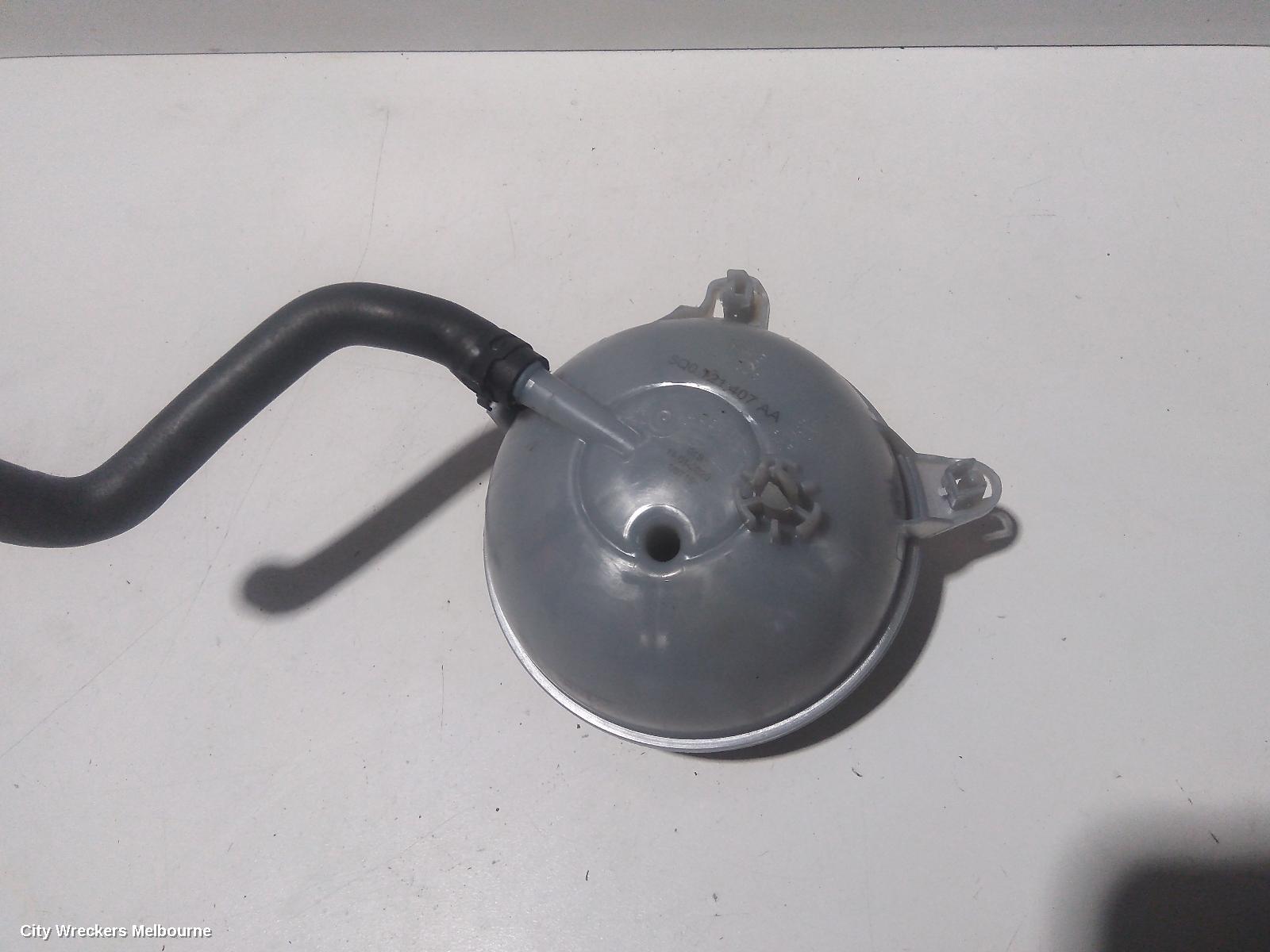 VOLKSWAGEN GOLF OVERFLOW BOTTLE, GEN 7, 03/2013 - 08/2020