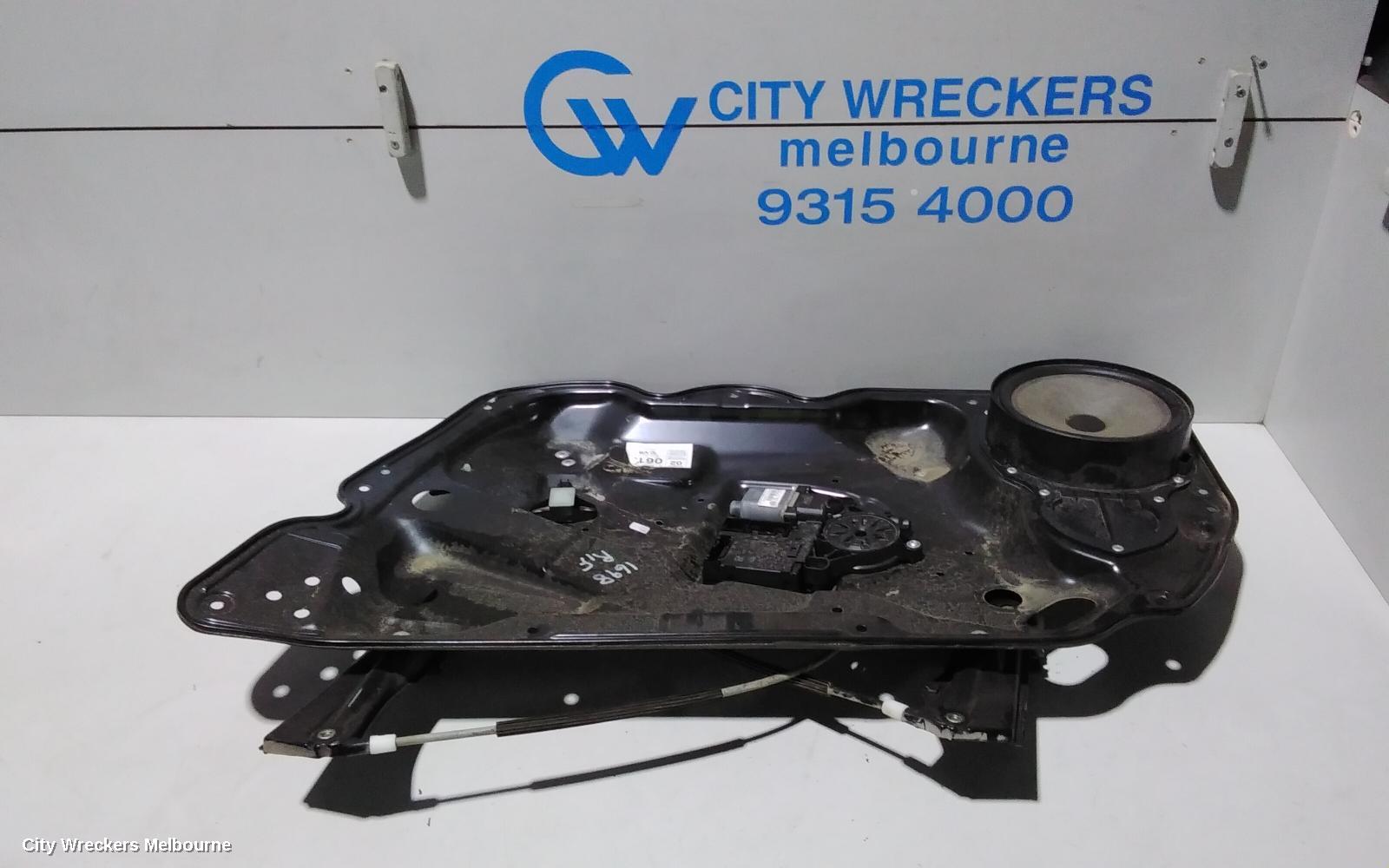 VOLKSWAGEN PASSAT RIGHT FRONT WINDOW REG/MOTOR, 3C/MK6 B7, SEDAN/WAGON, 09/2010 - 05/2015