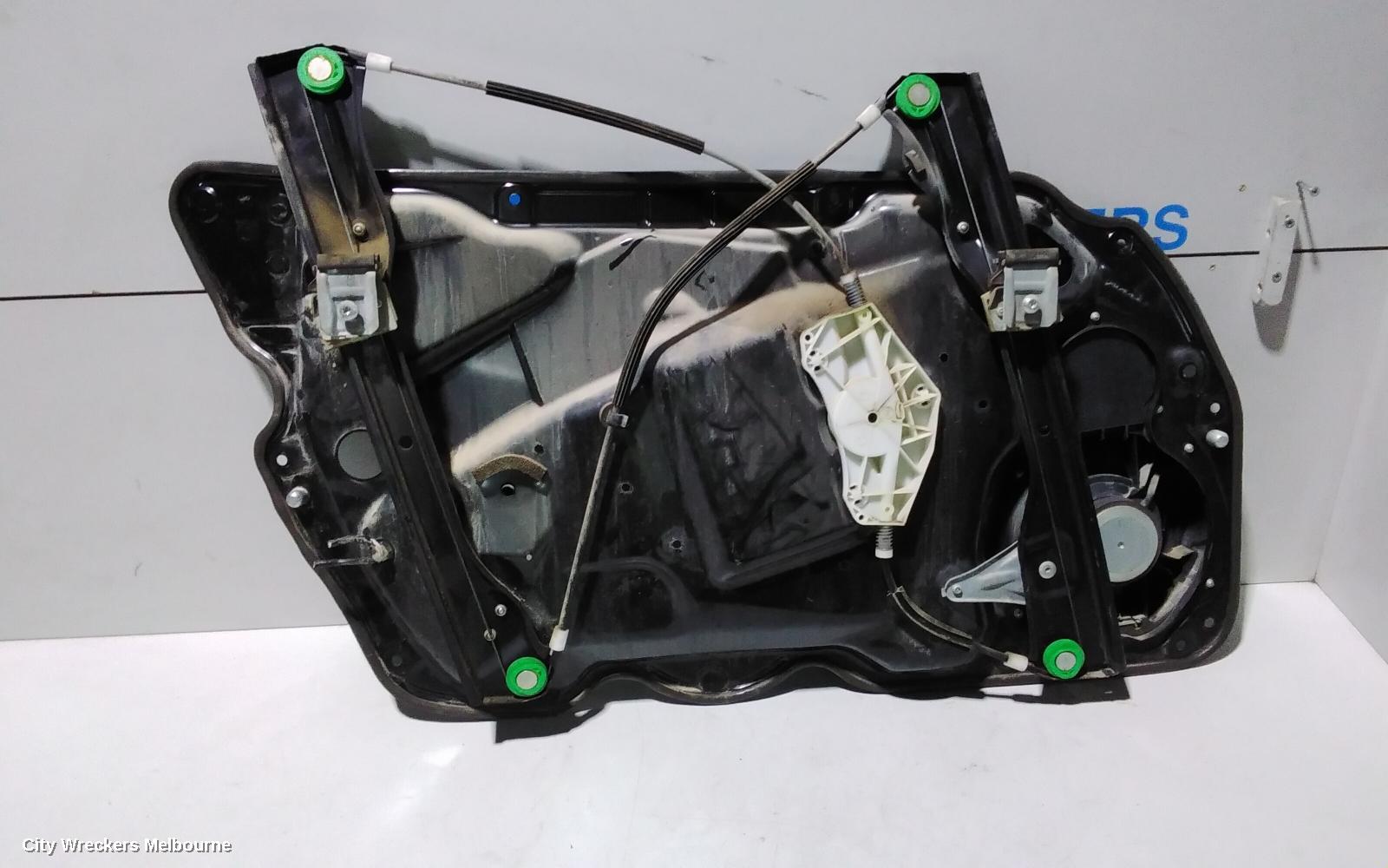 VOLKSWAGEN PASSAT RIGHT FRONT WINDOW REG/MOTOR, 3C/MK6 B7, SEDAN/WAGON, 09/2010 - 05/2015