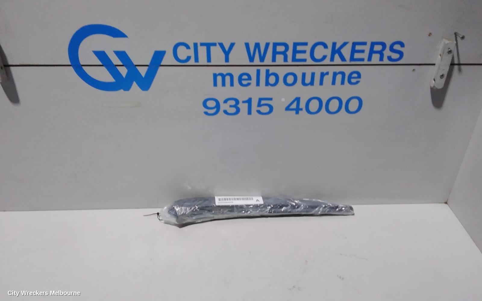 HOLDEN EQUINOX WIPER ARM, TAILGATE, EQ, 09/2017 - 12/2020