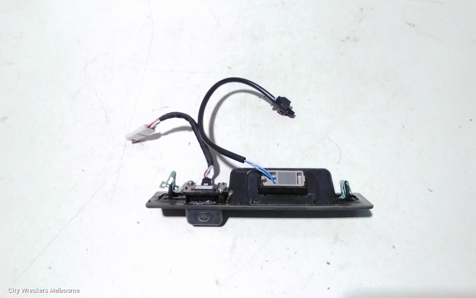 HOLDEN EQUINOX REVERSE CAMERA, EQ, 09/2017 - 12/2020