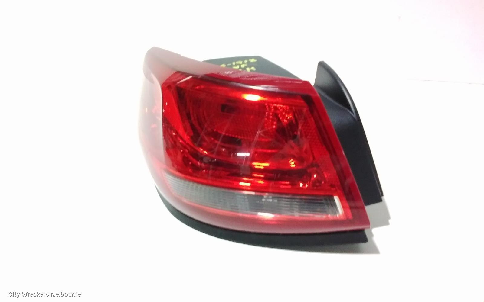 HOLDEN COMMODORE LEFT TAILLIGHT, VF, SEDAN, CLEAR TYPE, EVOKE/SV6/SS/INTERNATIONAL, 05/2013 - 12/2017