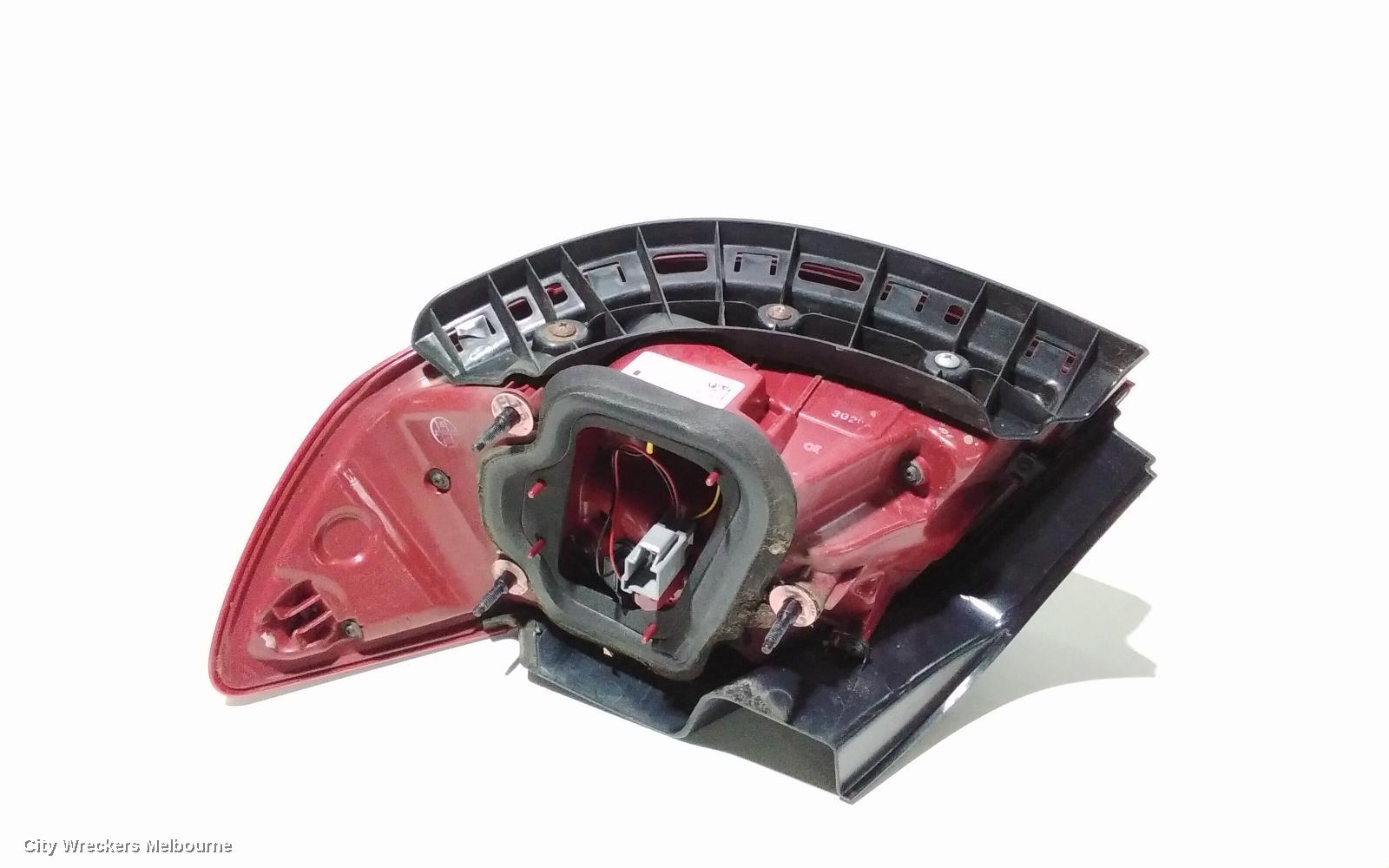 HOLDEN COMMODORE LEFT TAILLIGHT, VF, SEDAN, CLEAR TYPE, EVOKE/SV6/SS/INTERNATIONAL, 05/2013 - 12/2017