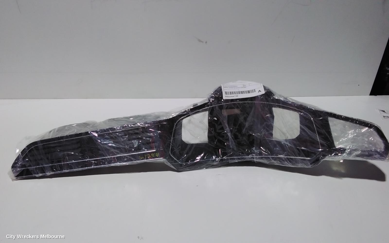 VOLKSWAGEN TIGUAN, 5NA, 06/2016 - 02/2024, CENTER AIRVENT $CLASTER SUROUND: 84739
