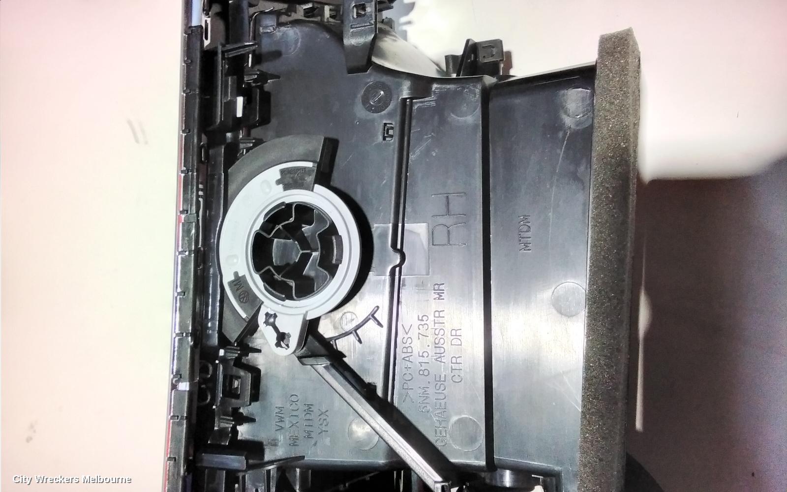 VOLKSWAGEN TIGUAN, 5NA, 06/2016 - 02/2024, CENTER AIRVENT $CLASTER SUROUND: 84739