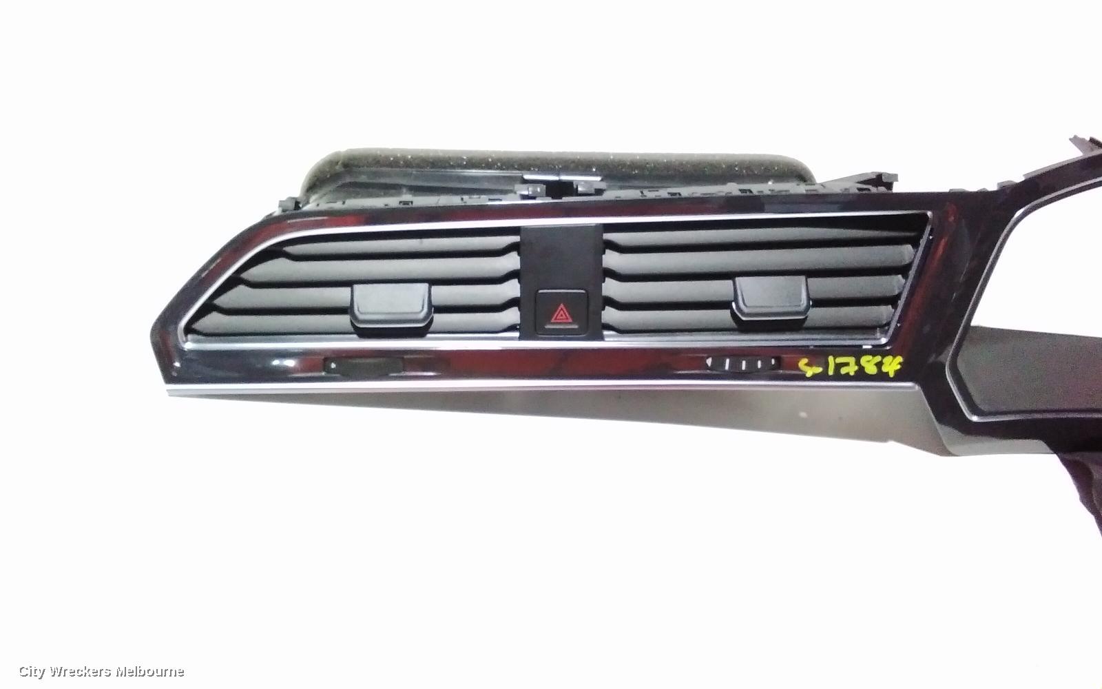 VOLKSWAGEN TIGUAN, 5NA, 06/2016 - 02/2024, CENTER AIRVENT $CLASTER SUROUND: 84739