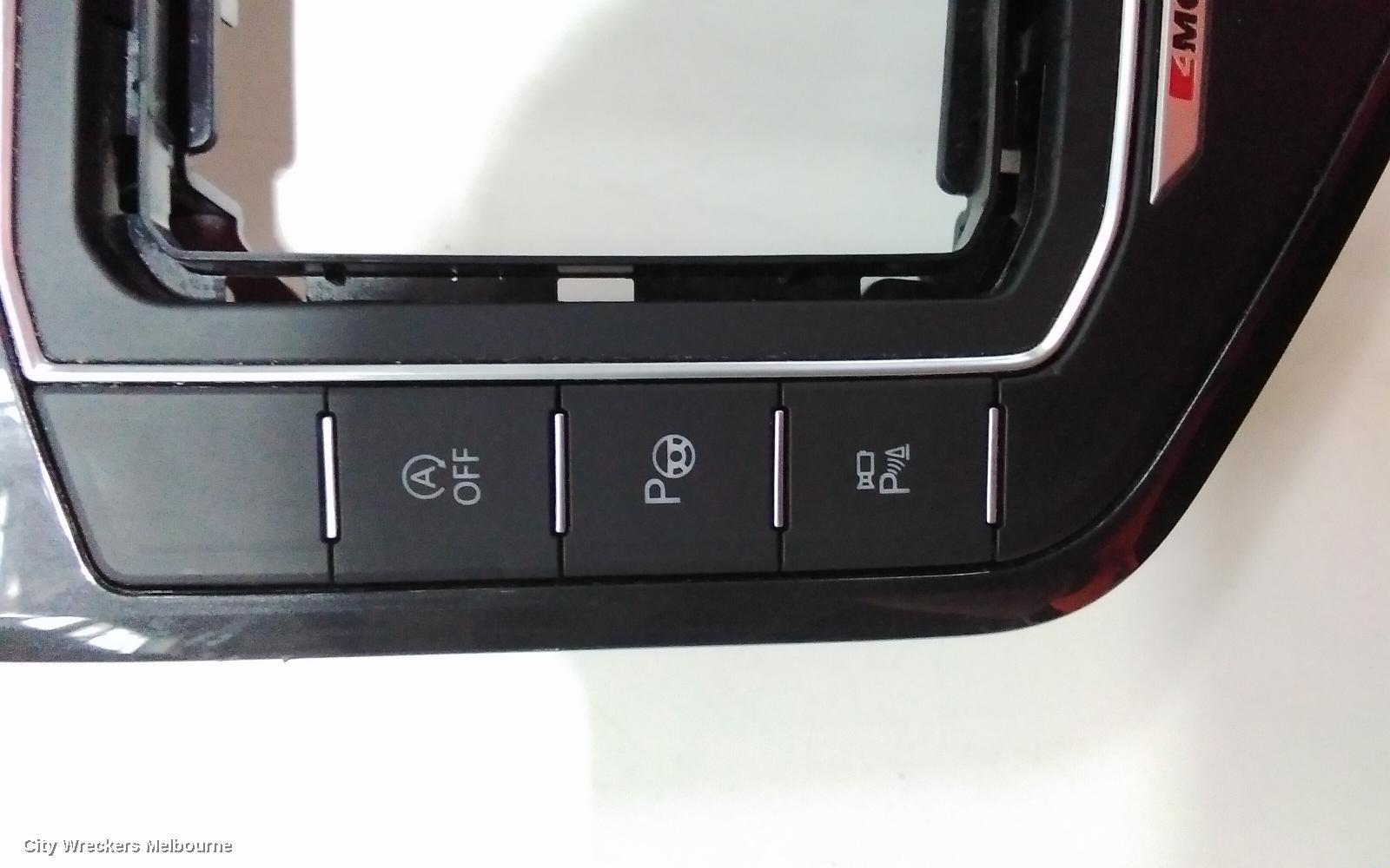 VOLKSWAGEN TIGUAN GEAR STICK/SHIFTER, 5NA, AUTO, 7 SPEED, 06/2016 ONWARDS