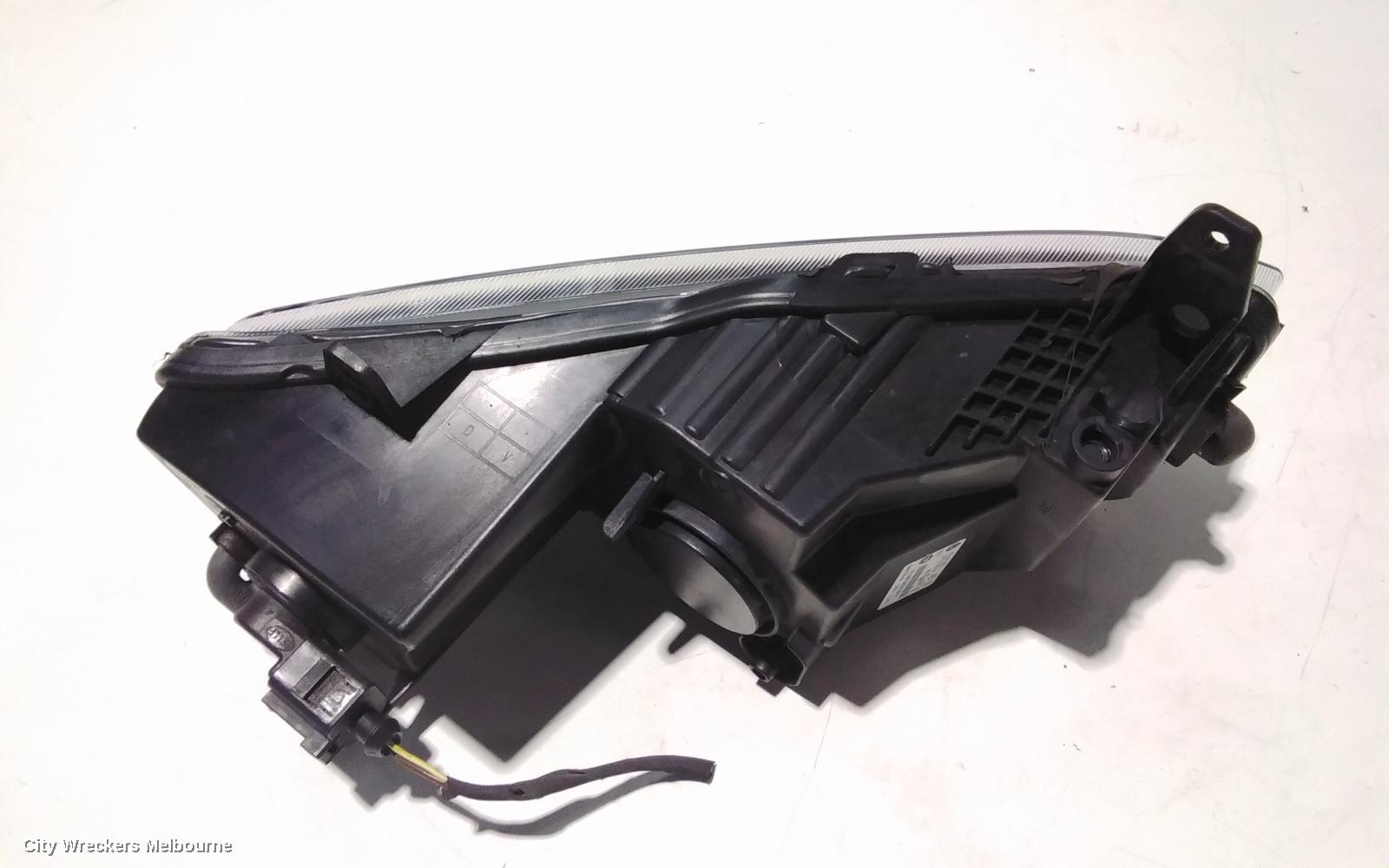 VOLKSWAGEN POLO RIGHT INDICATOR/FOG/SIDE, BUMPER FOGLAMP, 6R, 05/2014 - 09/2017