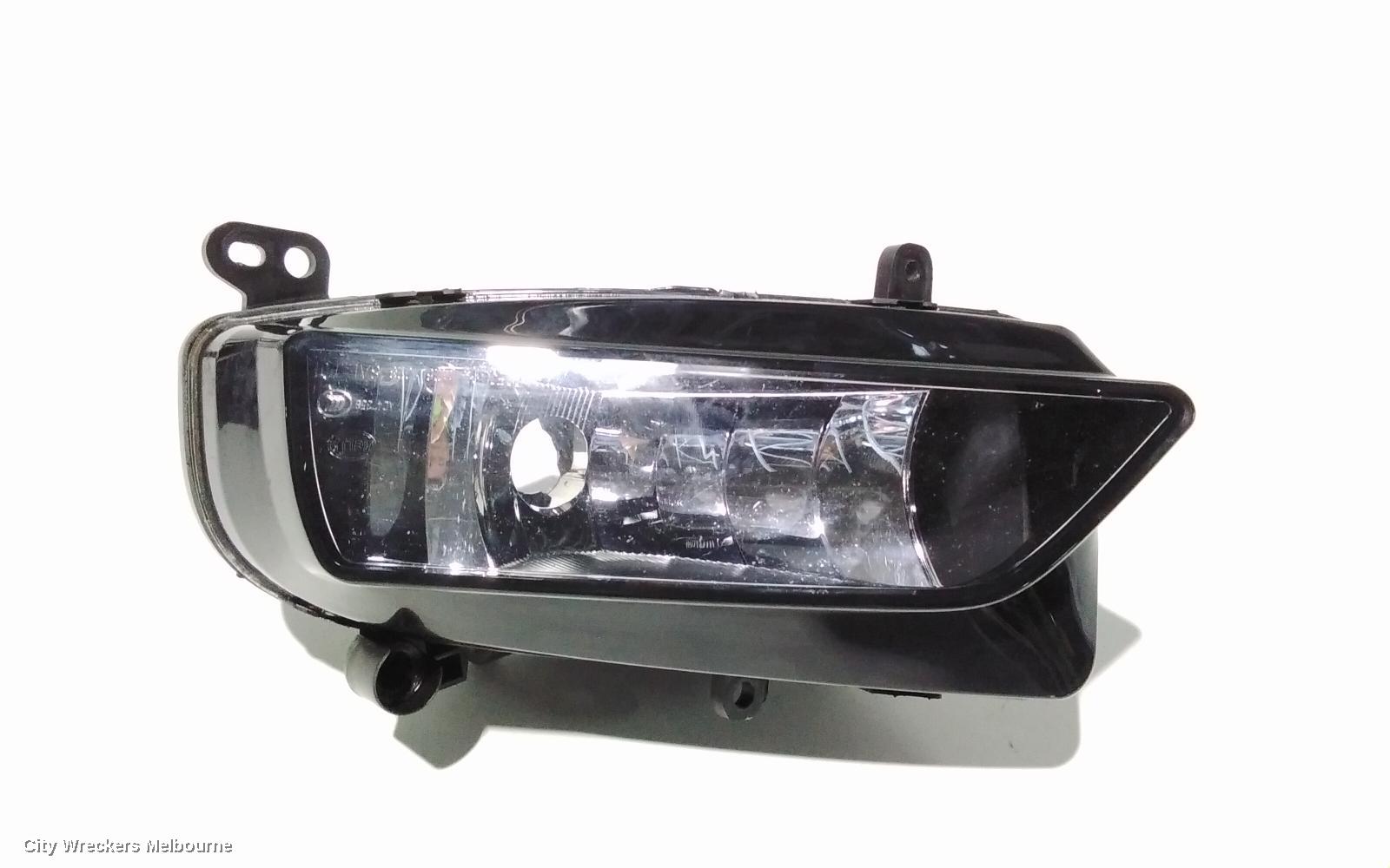 AUDI A5 LEFT INDICATOR/FOG/SIDE, BUMPER FOGLAMP, 8T, A5/S5, RECTANGLE TYPE, NON S-LINE, 10/2011 - 11/2016