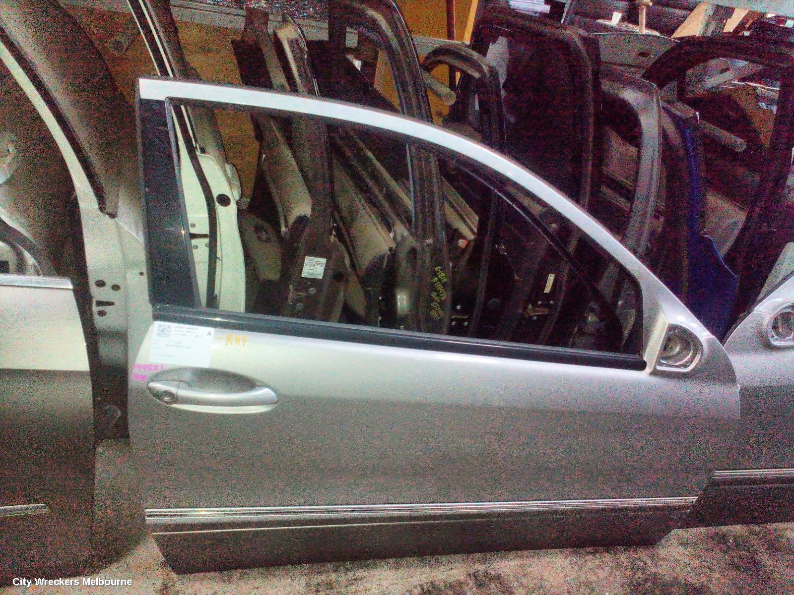 MERCEDES CLC CLASS RIGHT FRONT DOOR, CL203, 08/2008 - 03/2011