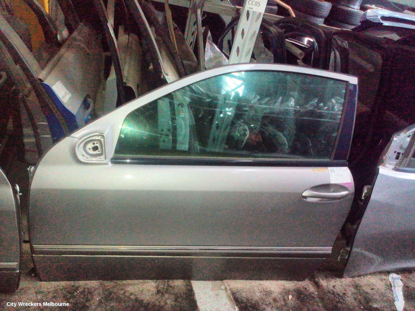 MERCEDES CLC CLASS LEFT FRONT DOOR, CL203, 08/2008 - 03/2011