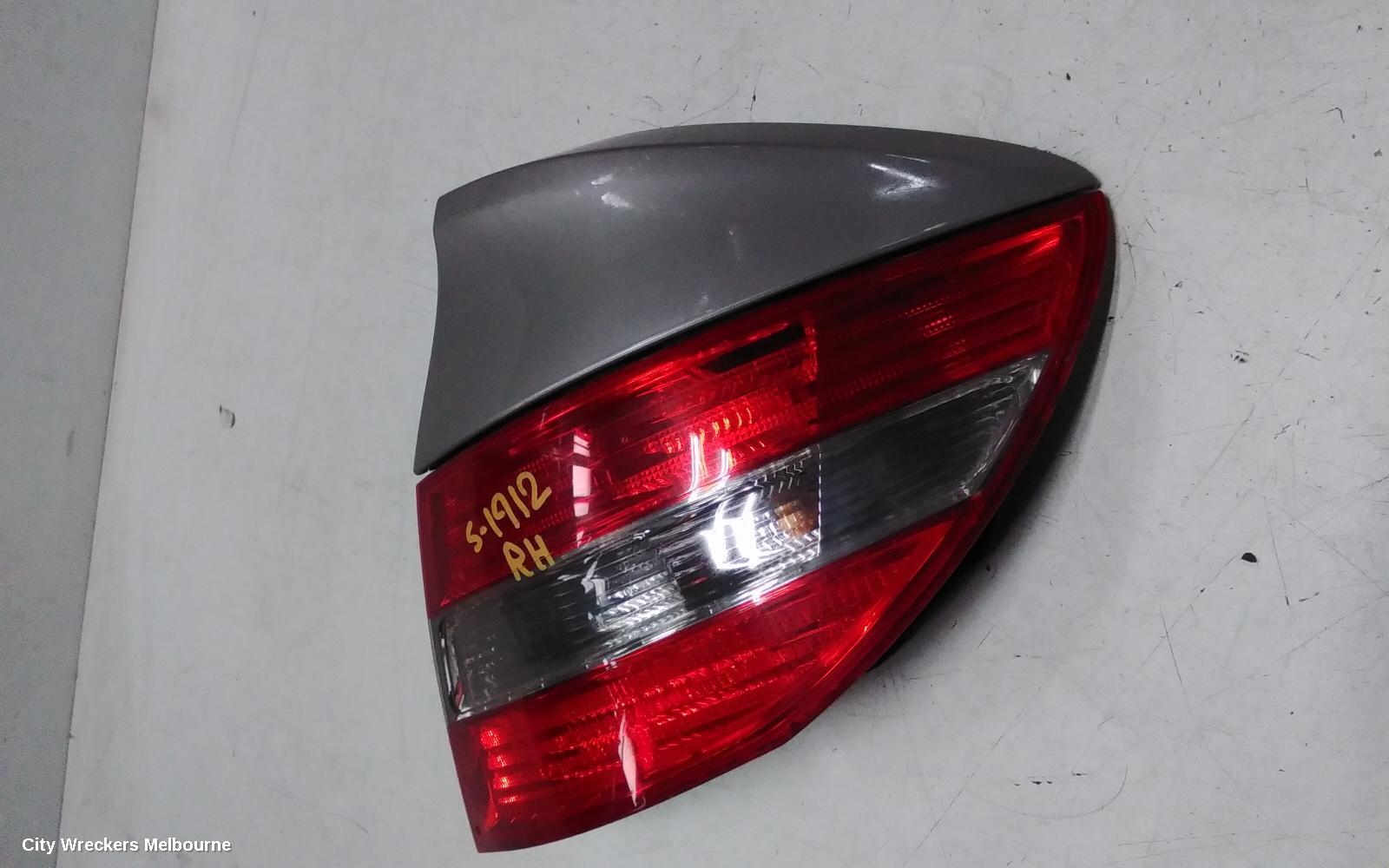 MERCEDES CLC CLASS RIGHT TAILLIGHT, CL203, 08/2008 - 03/2011
