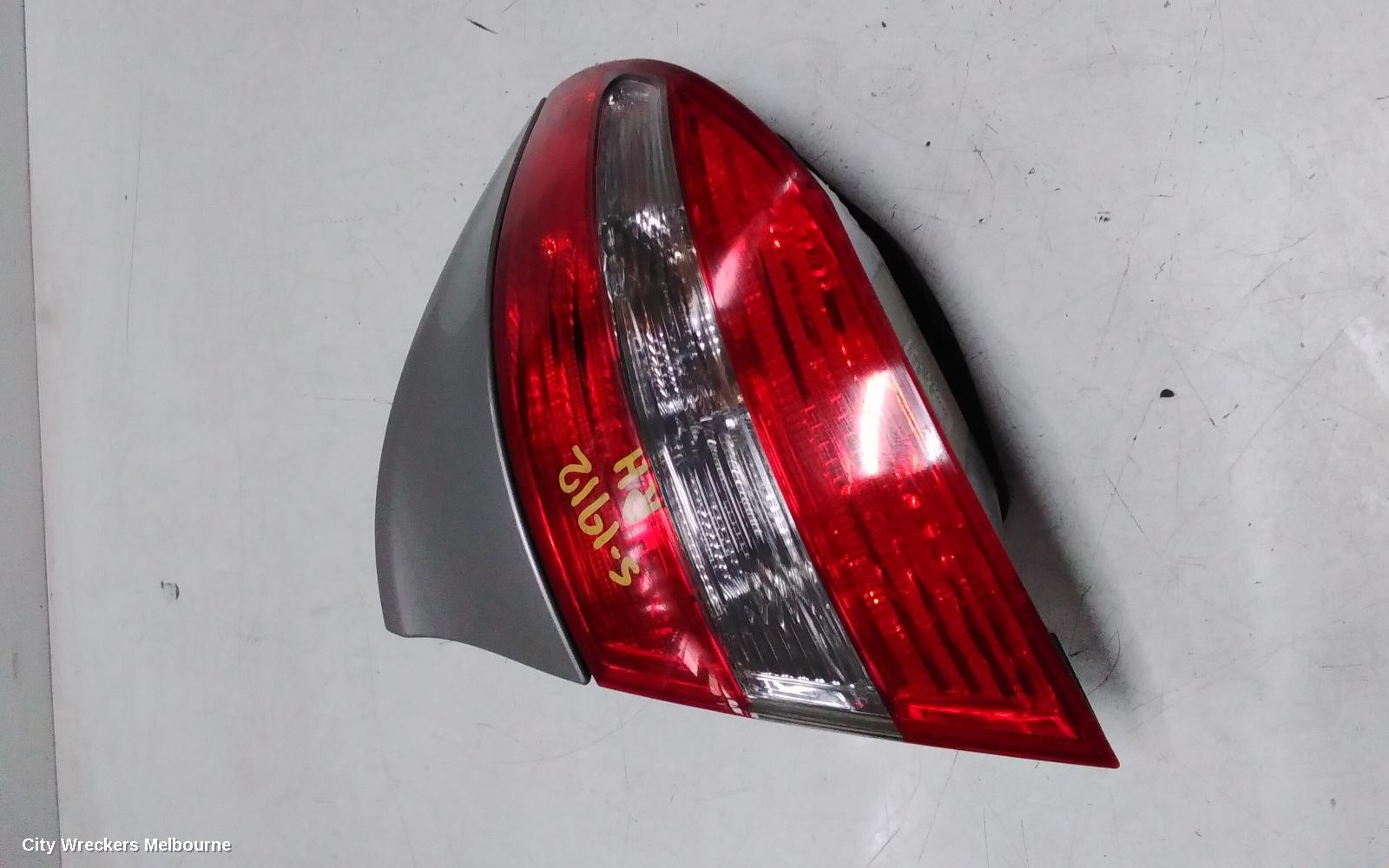 MERCEDES CLC CLASS RIGHT TAILLIGHT, CL203, 08/2008 - 03/2011