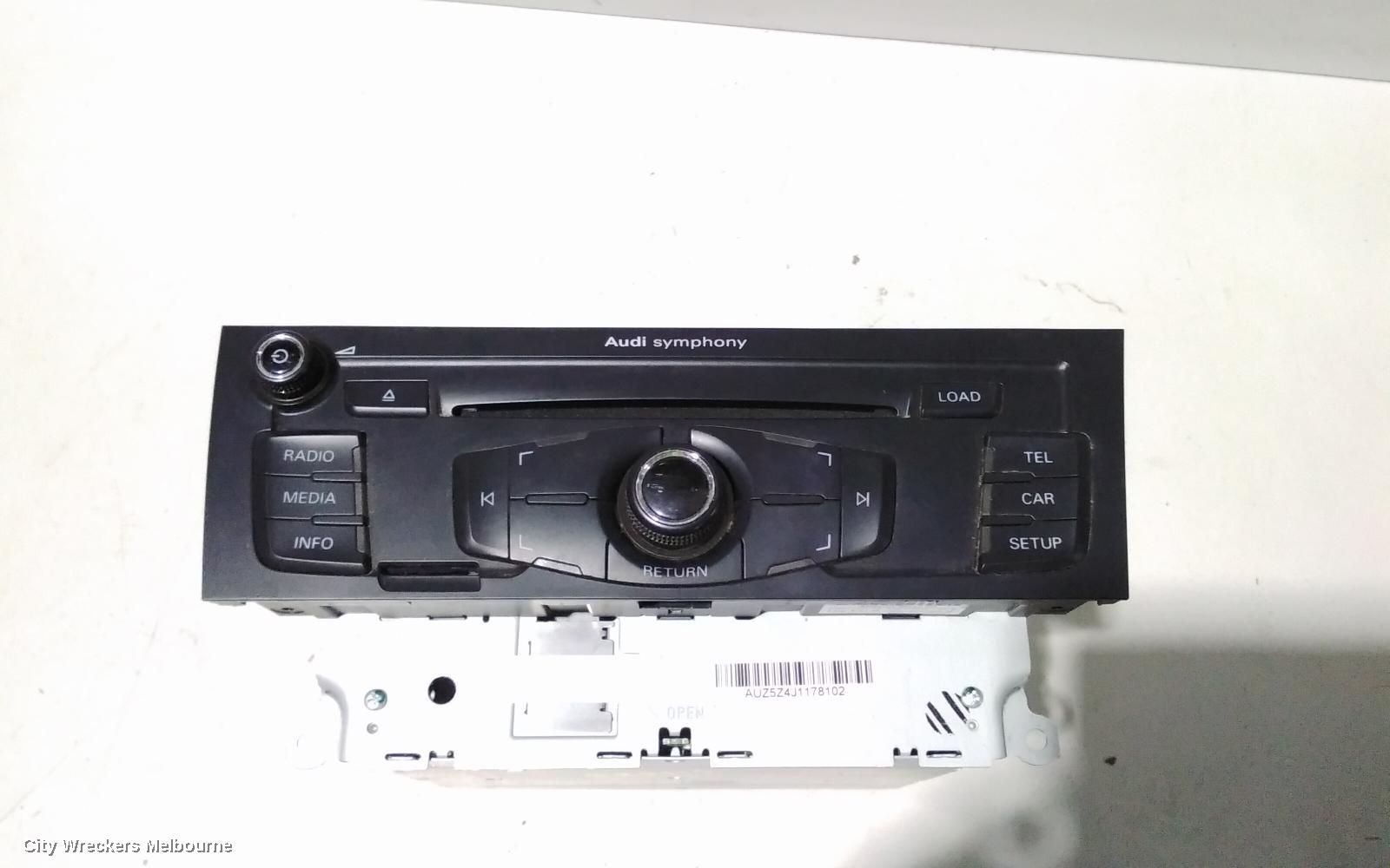 AUDI Q5 RADIO/CD/DVD/SAT/TV, HEAD UNIT, SYMPHONY, 8R, 03/2009 - 07/2012