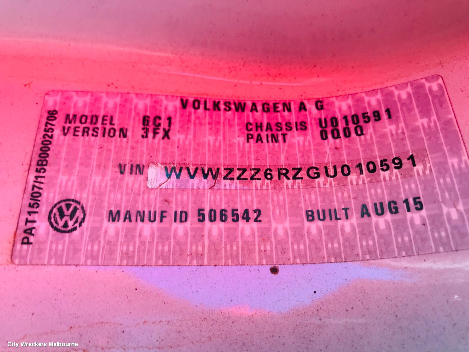 VOLKSWAGEN POLO RIGHT GUARD LINER, 6R, 05/2010 - 09/2017