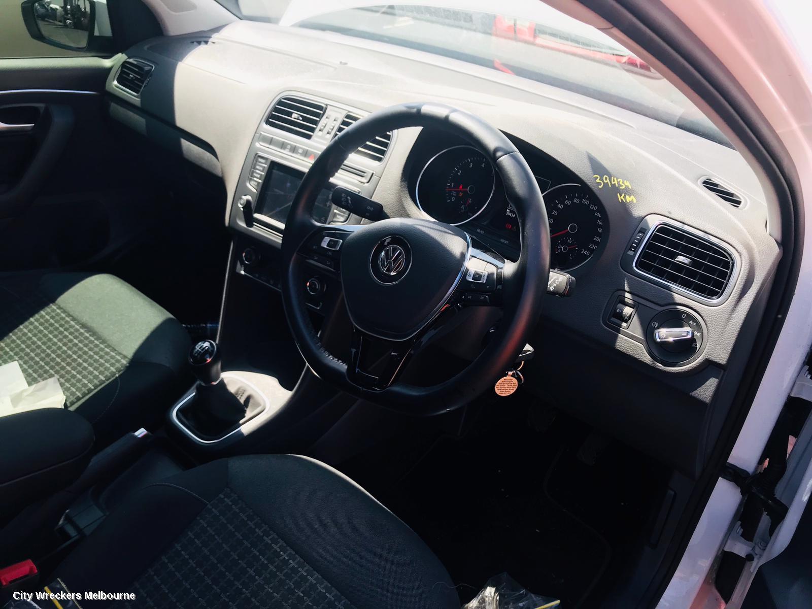 VOLKSWAGEN POLO MOUNT, 6R, 05/2010 - 09/2017