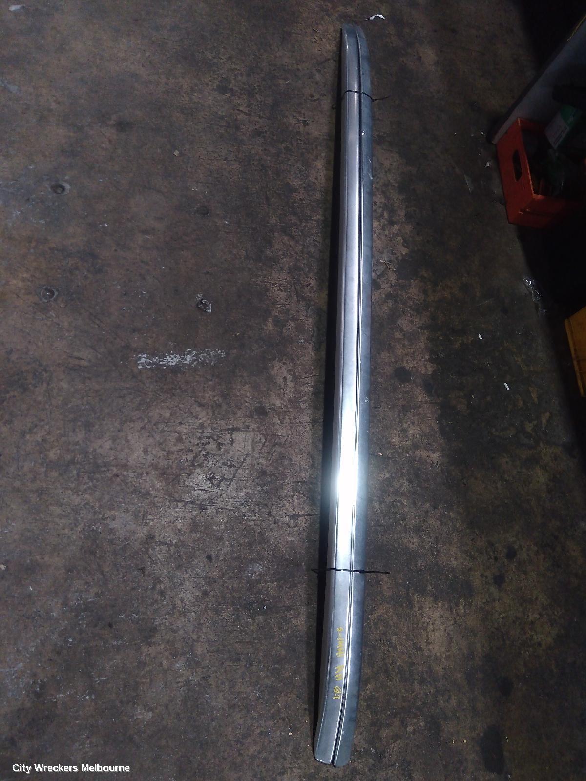 AUDI Q7 ROOF RAIL, 4L, 09/2006 - 08/2015