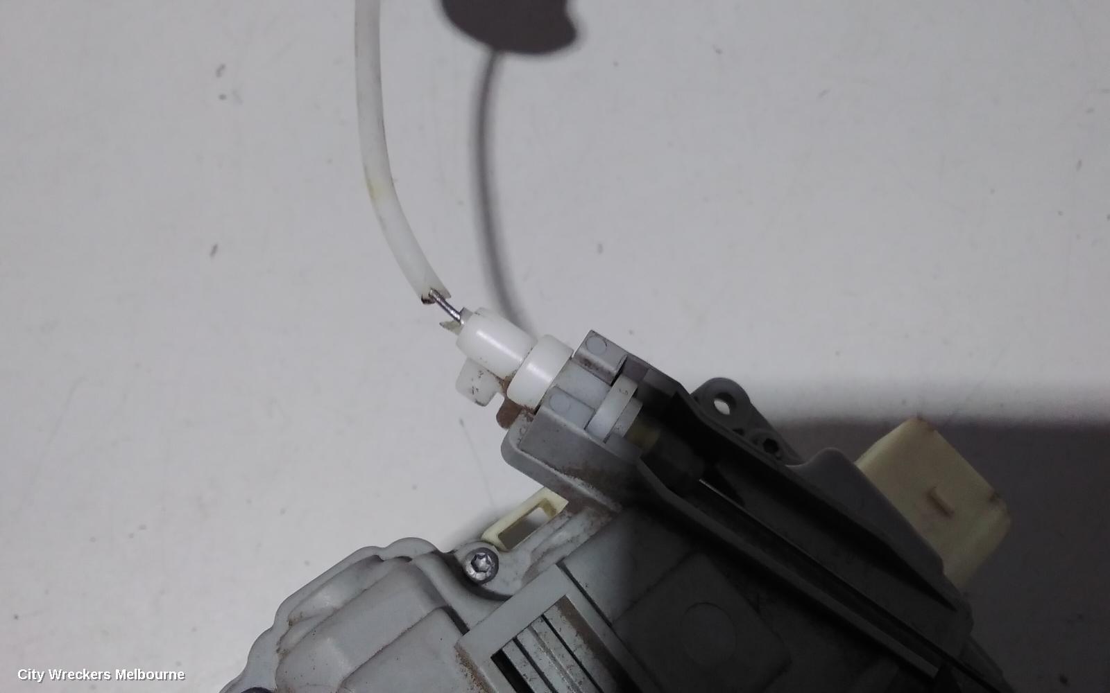 AUDI Q7 DOOR/BOOT/GATE LOCK, LEFT FRONT DOOR LOCK, 4L, P/N 3C2837015A, 09/2006 - 11/2009