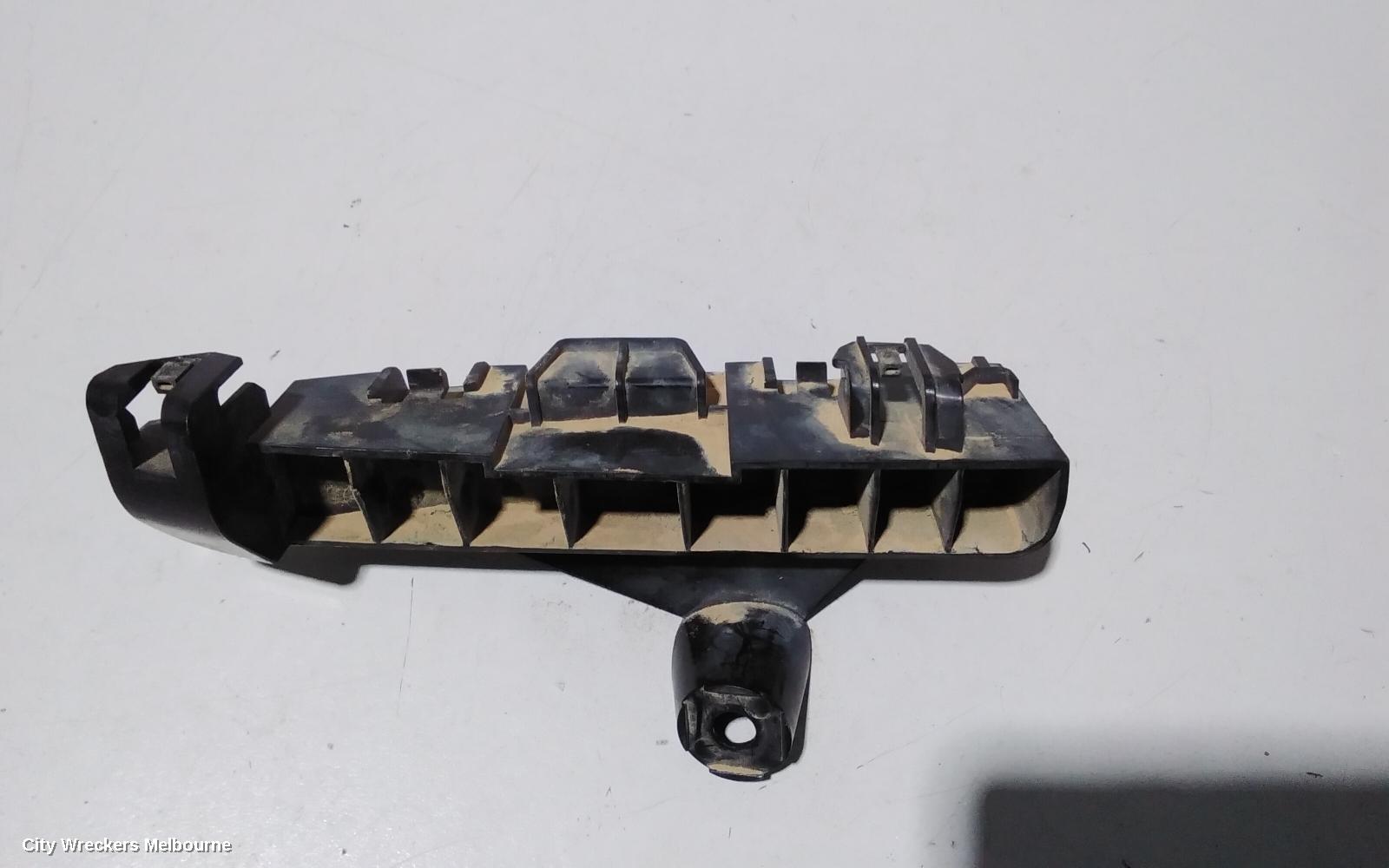 TOYOTA KLUGER, GSU40/GSU45, 05/2007 - 03/2014, RHR BAR SLIDER: 84938