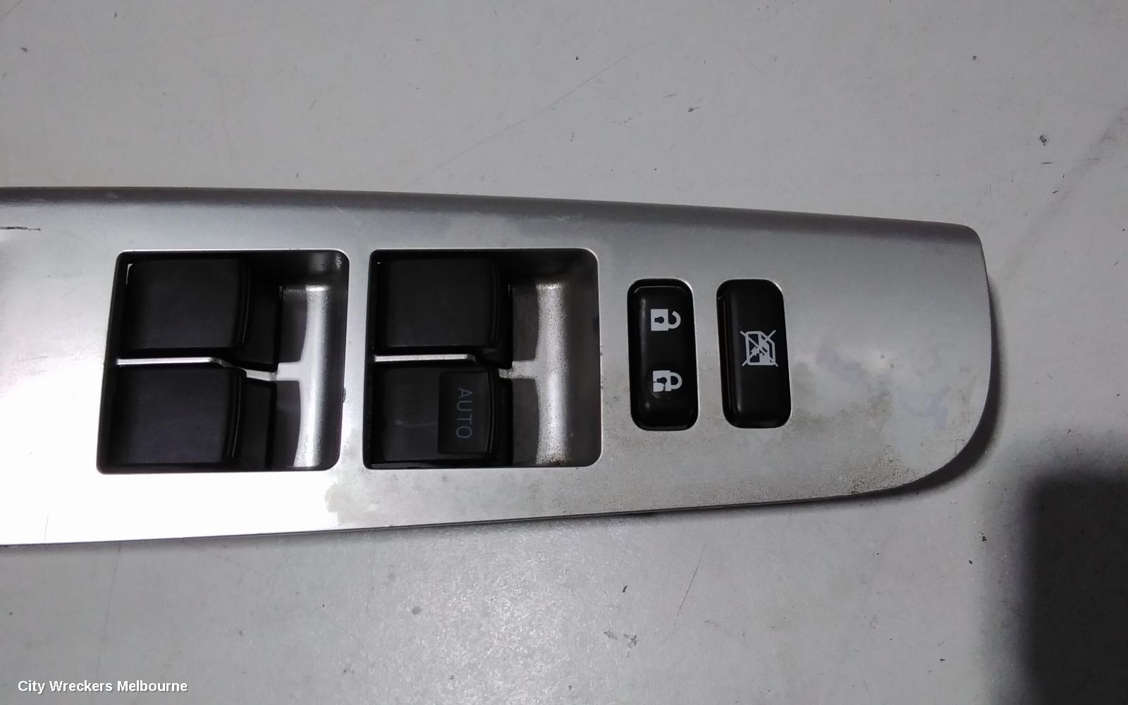 TOYOTA YARIS PWR DR WIND SWITCH, RH FRONT (MASTER SWITCH), 4 SWITCH TYPE, 5DR HATCH/SEDAN, NCP13#, 08/2011 - 12/2019